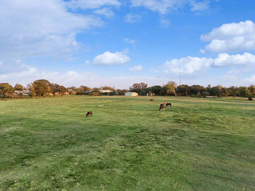 Pilot Point, Texas, 76258, United States, 4 Bedrooms Bedrooms, ,4 BathroomsBathrooms,Residential,For Sale,1974157