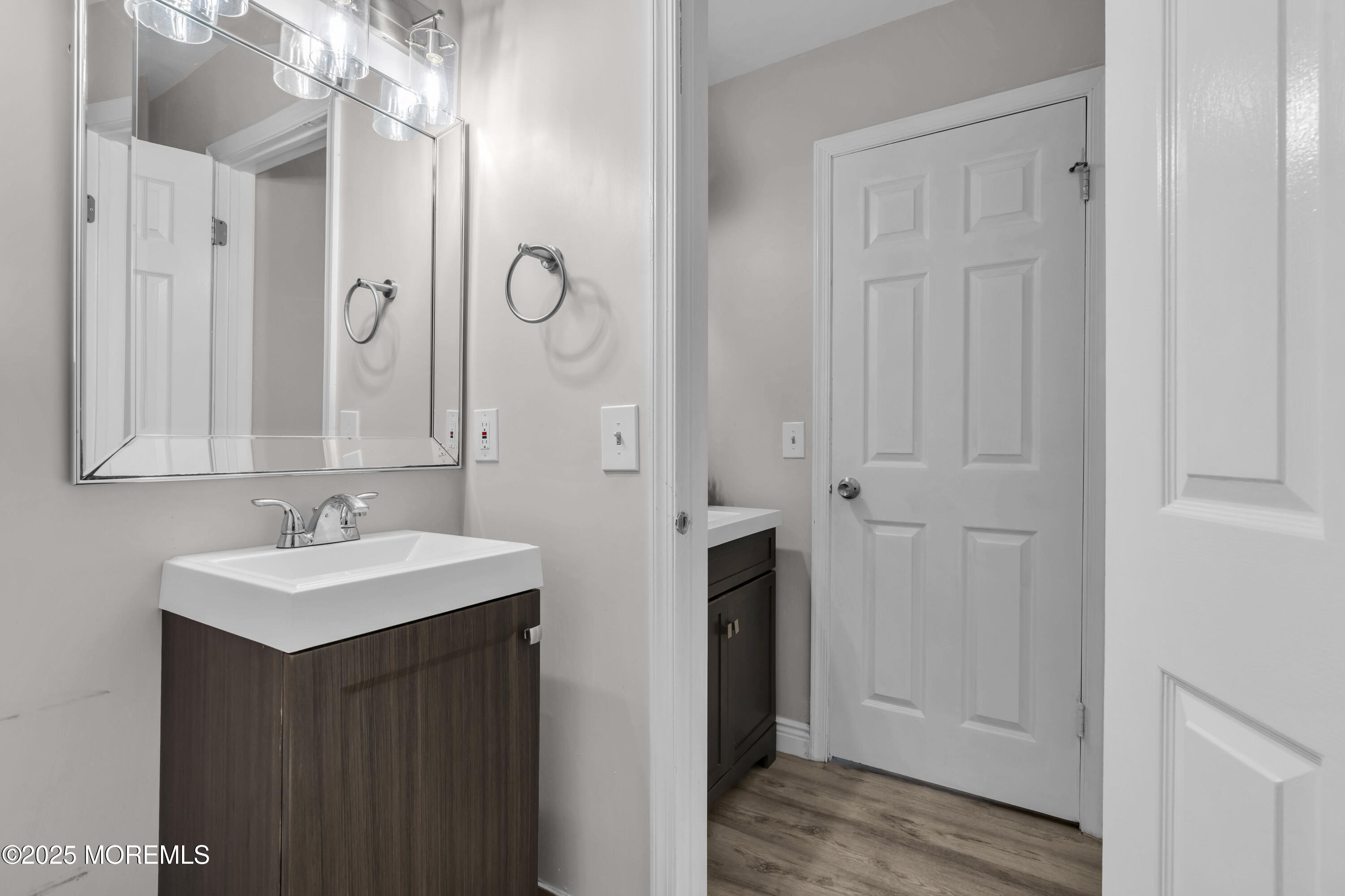 Freehold, New Jersey, 07728, United States, 3 Bedrooms Bedrooms, ,3 BathroomsBathrooms,Residential,For Sale,1932394