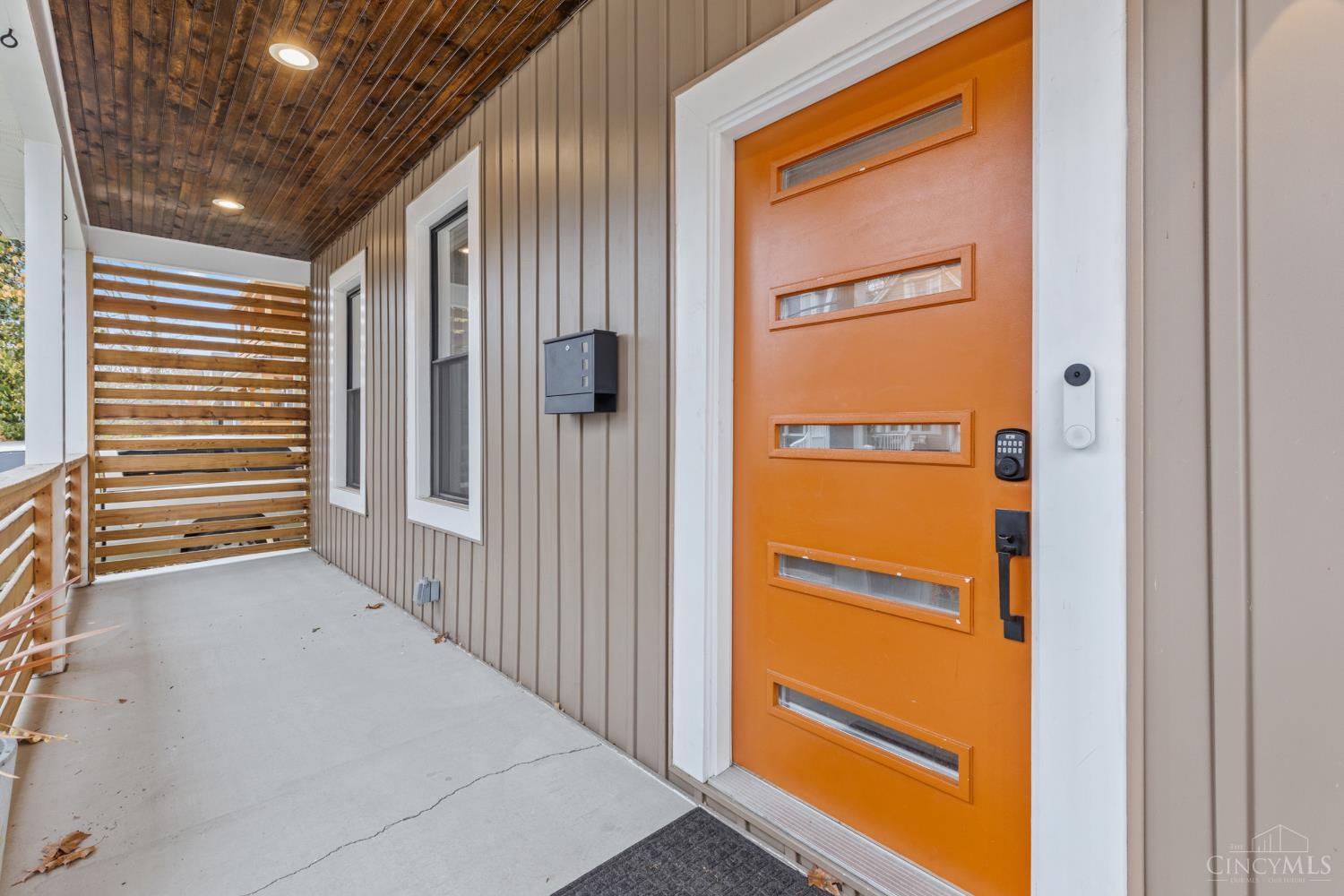 Cincinnati, Ohio, 45206, United States, 3 Bedrooms Bedrooms, ,3 BathroomsBathrooms,Residential,For Sale,1997229