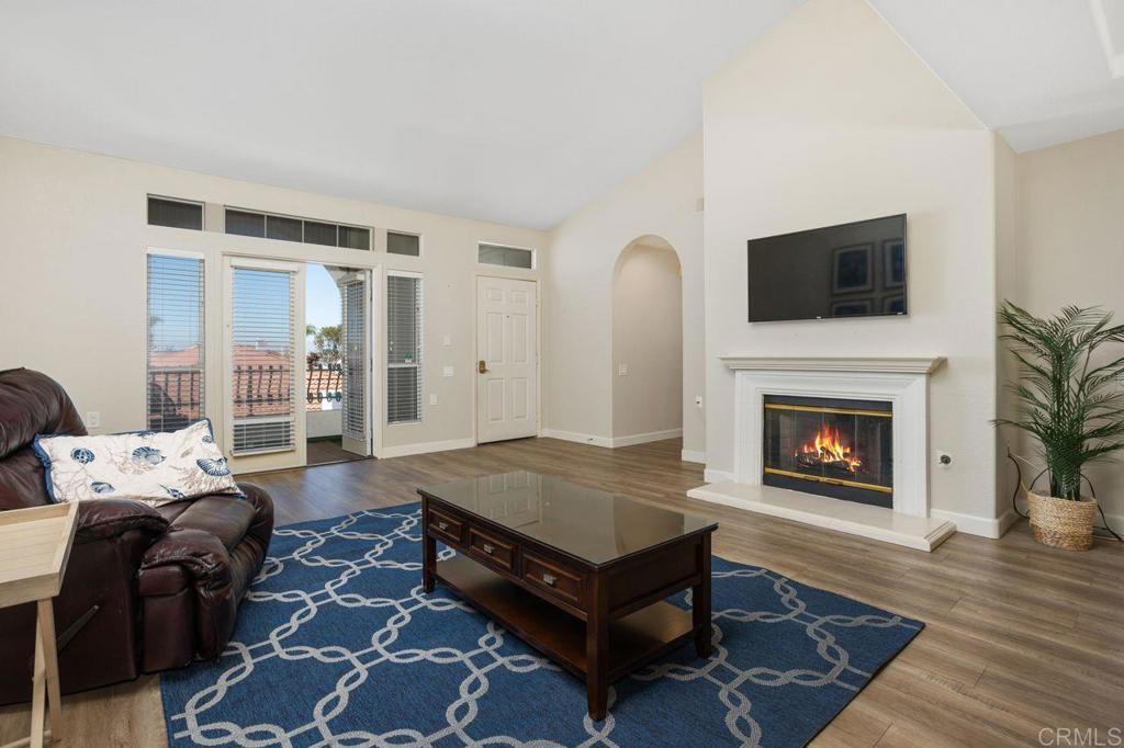Oceanside, California, 92056, United States, 2 Bedrooms Bedrooms, ,2 BathroomsBathrooms,Residential,For Sale,1942226
