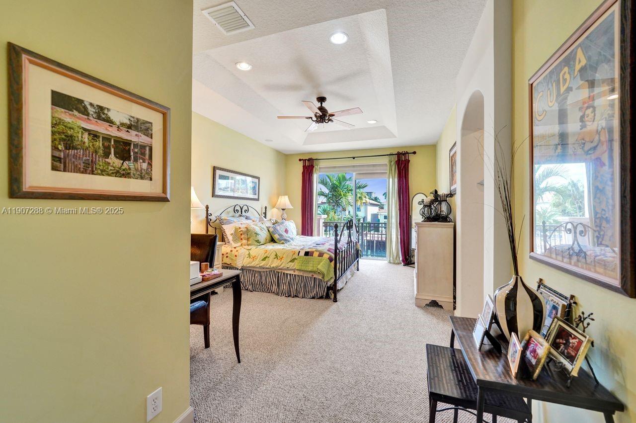 Hollywood, Florida, 33019, United States, 3 Bedrooms Bedrooms, ,3 BathroomsBathrooms,Residential,For Sale,1989592