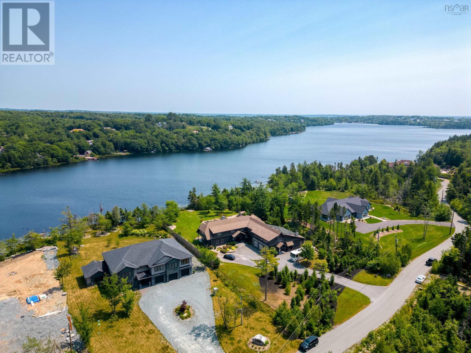 LAKE LOON, Nova Scotia, B2W 6C8, CA, 6 Bedrooms Bedrooms, ,6 BathroomsBathrooms,Residential,For Sale,1836689