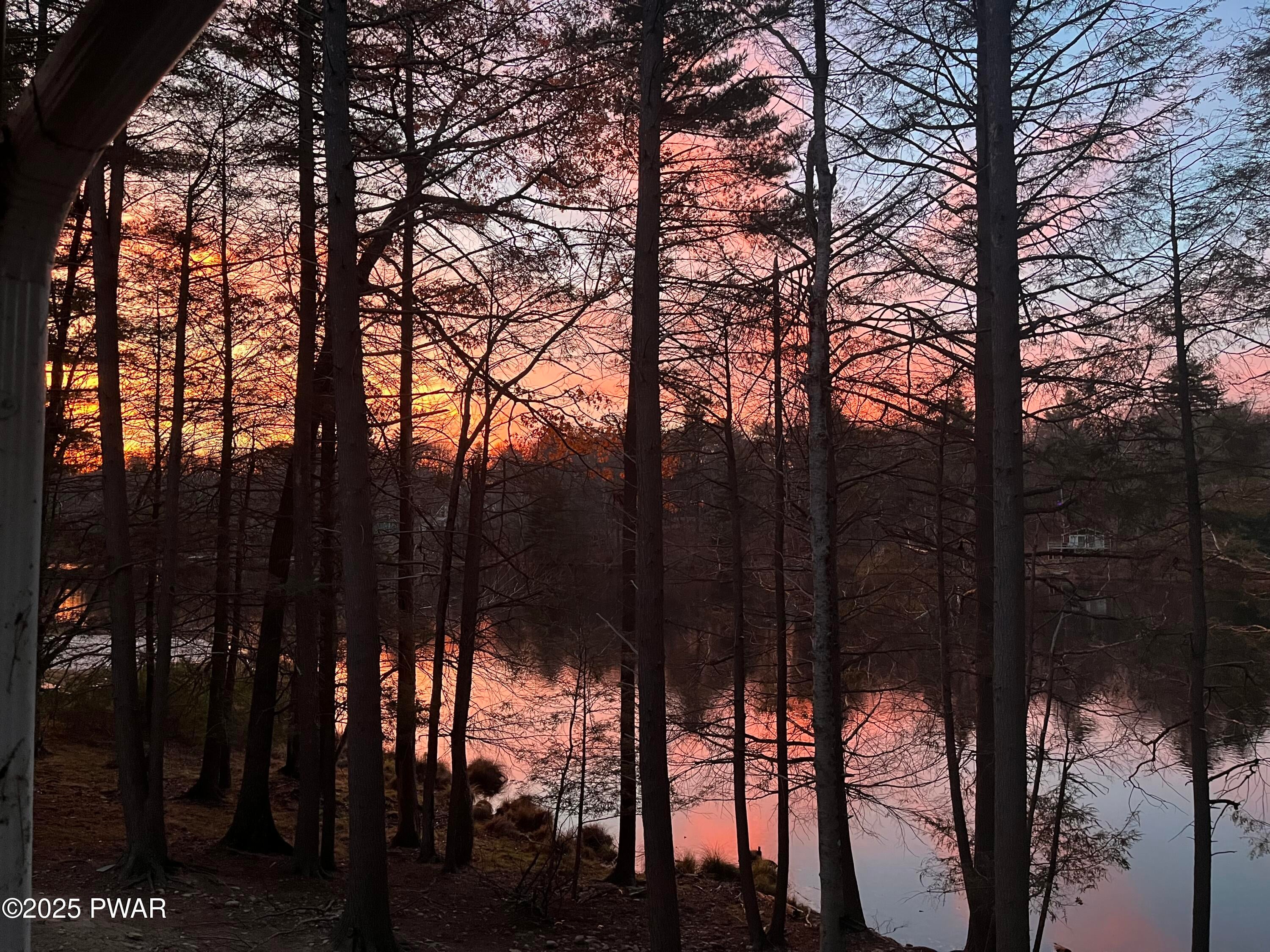 Dingmans Ferry, Pennsylvania, 18328, United States, 2 Bedrooms Bedrooms, ,1 BathroomBathrooms,Residential,For Sale,2006132