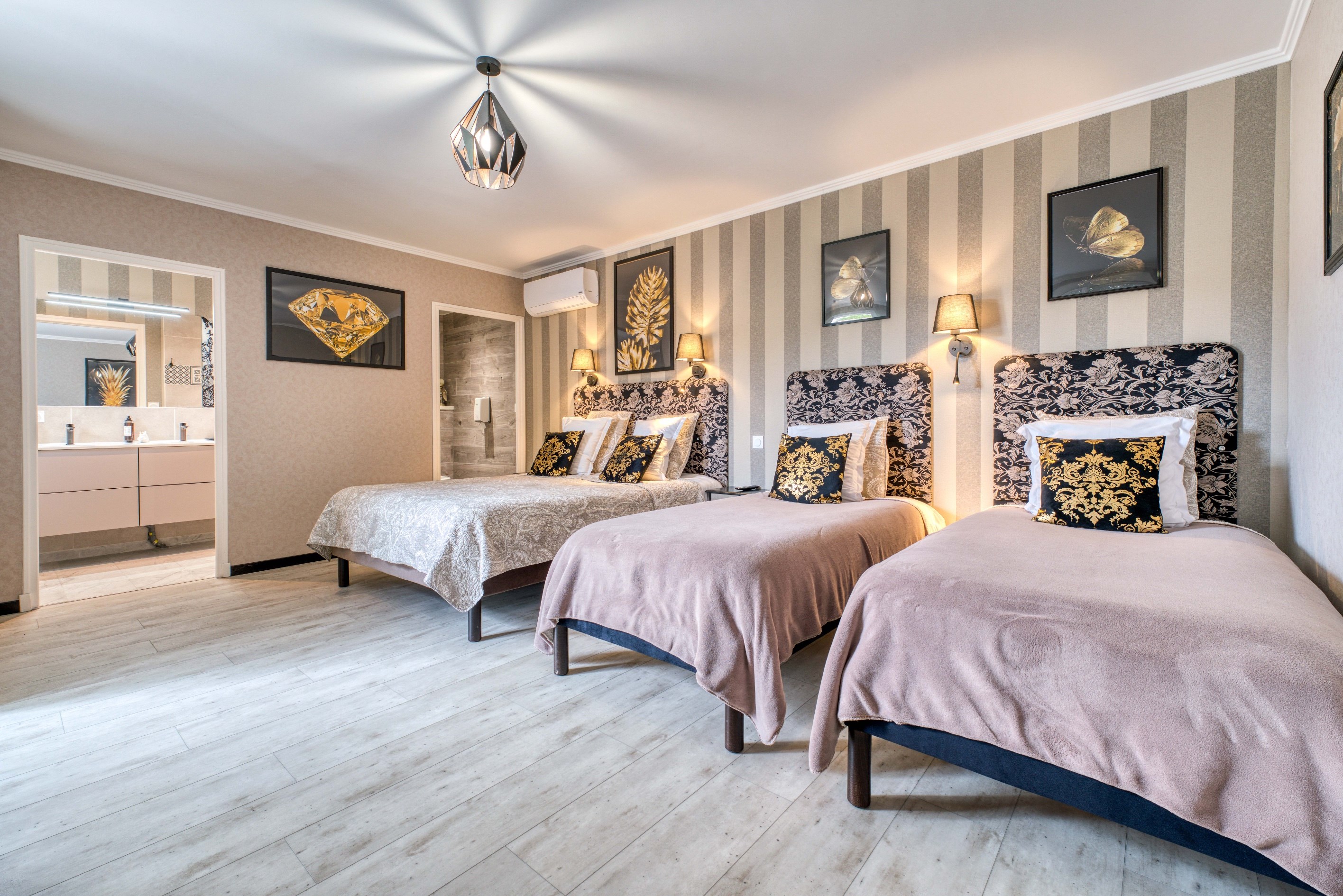  EXCEPTIONAL ESTATE FOR HOSPITALITY AND EVENTS WITH PRIVATE MANOR HOUSE NEAR ANG… - 物件實景