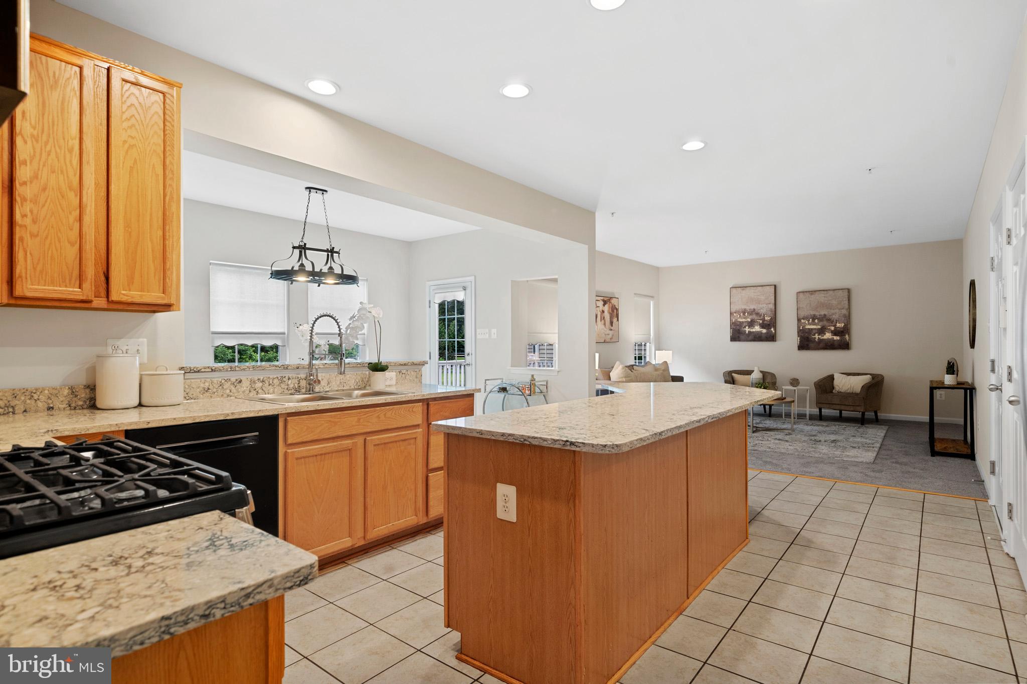 Waldorf, Maryland, 20603, United States, 5 Bedrooms Bedrooms, ,4 BathroomsBathrooms,Residential,For Sale,1914129