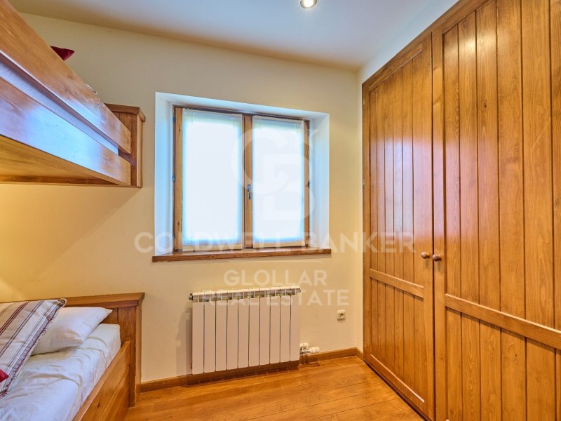 Isòvol, Catalonia, ES, 4 Bedrooms Bedrooms, ,4 BathroomsBathrooms,Residential,For Sale,1578046