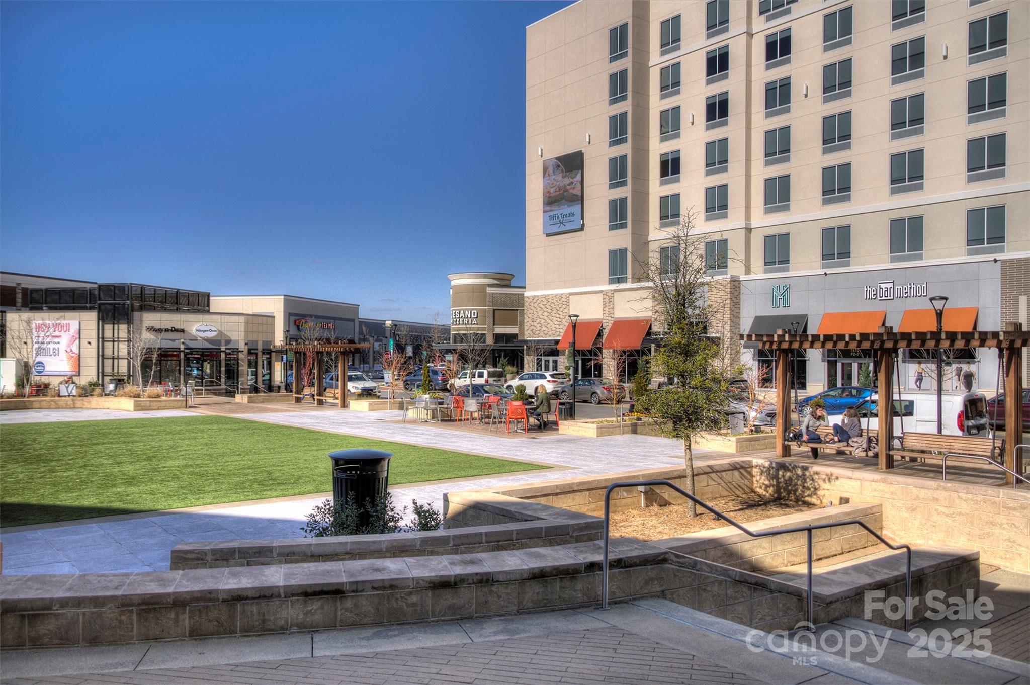 Charlotte, North Carolina, 28277, United States, 4 Bedrooms Bedrooms, ,4 BathroomsBathrooms,Residential,For Sale,1989428