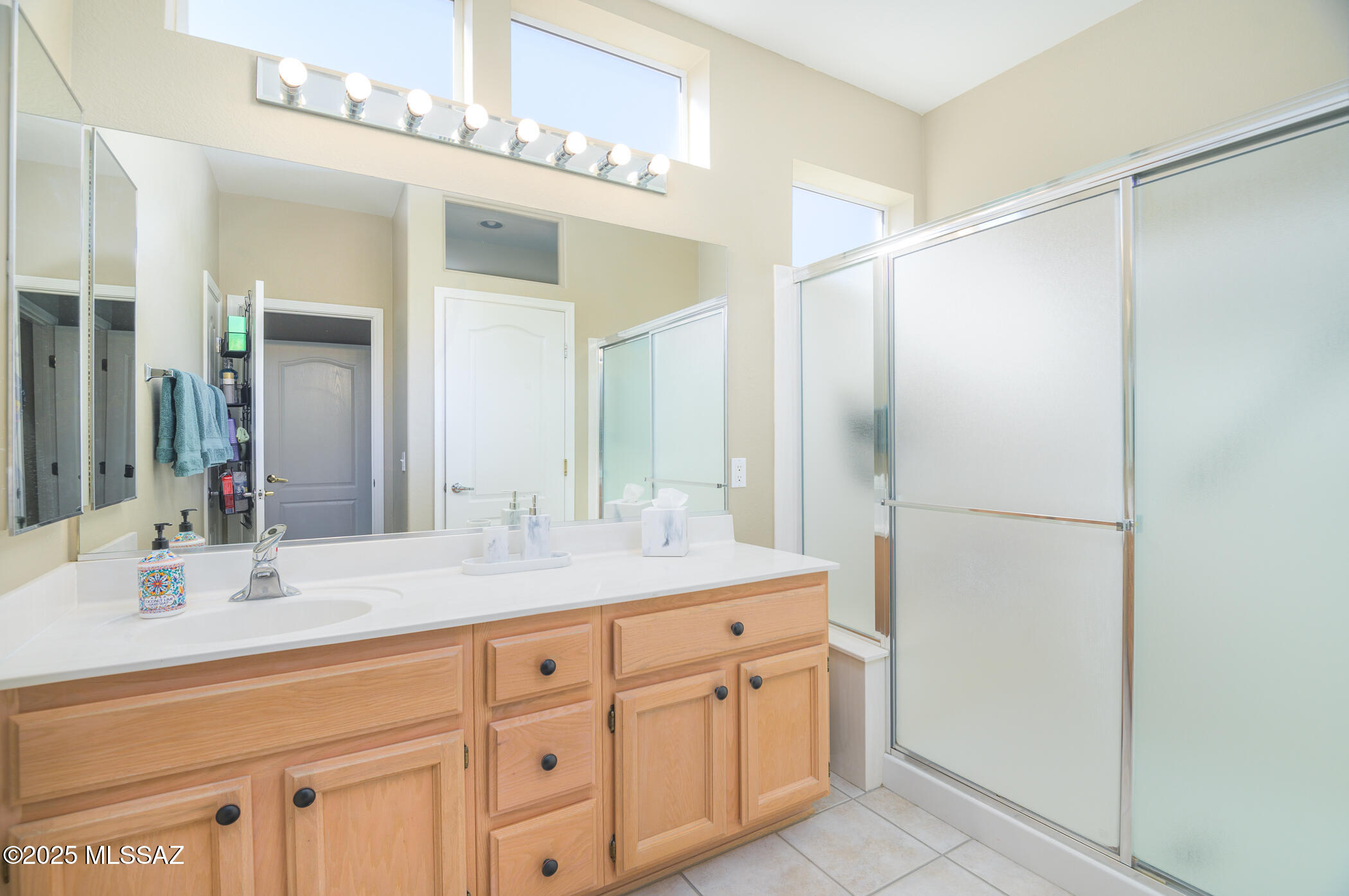 Oro Valley, Arizona, 85755, United States, 2 Bedrooms Bedrooms, ,2 BathroomsBathrooms,Residential,For Sale,1947298