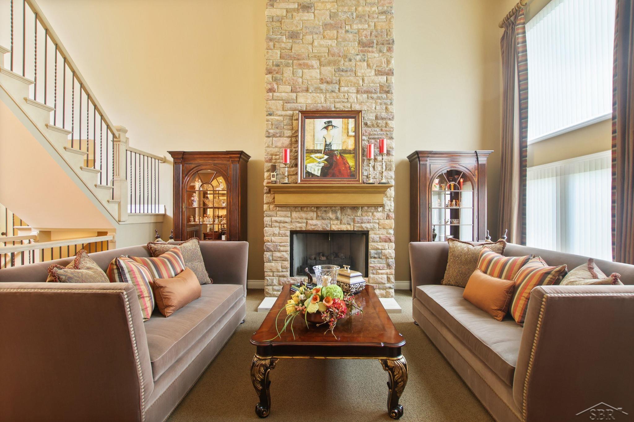 210 Golfview, Saginaw, Michigan, 48638, United States, 4 Bedrooms Bedrooms, ,6 BathroomsBathrooms,Residential,For Sale,210 Golfview,1320030