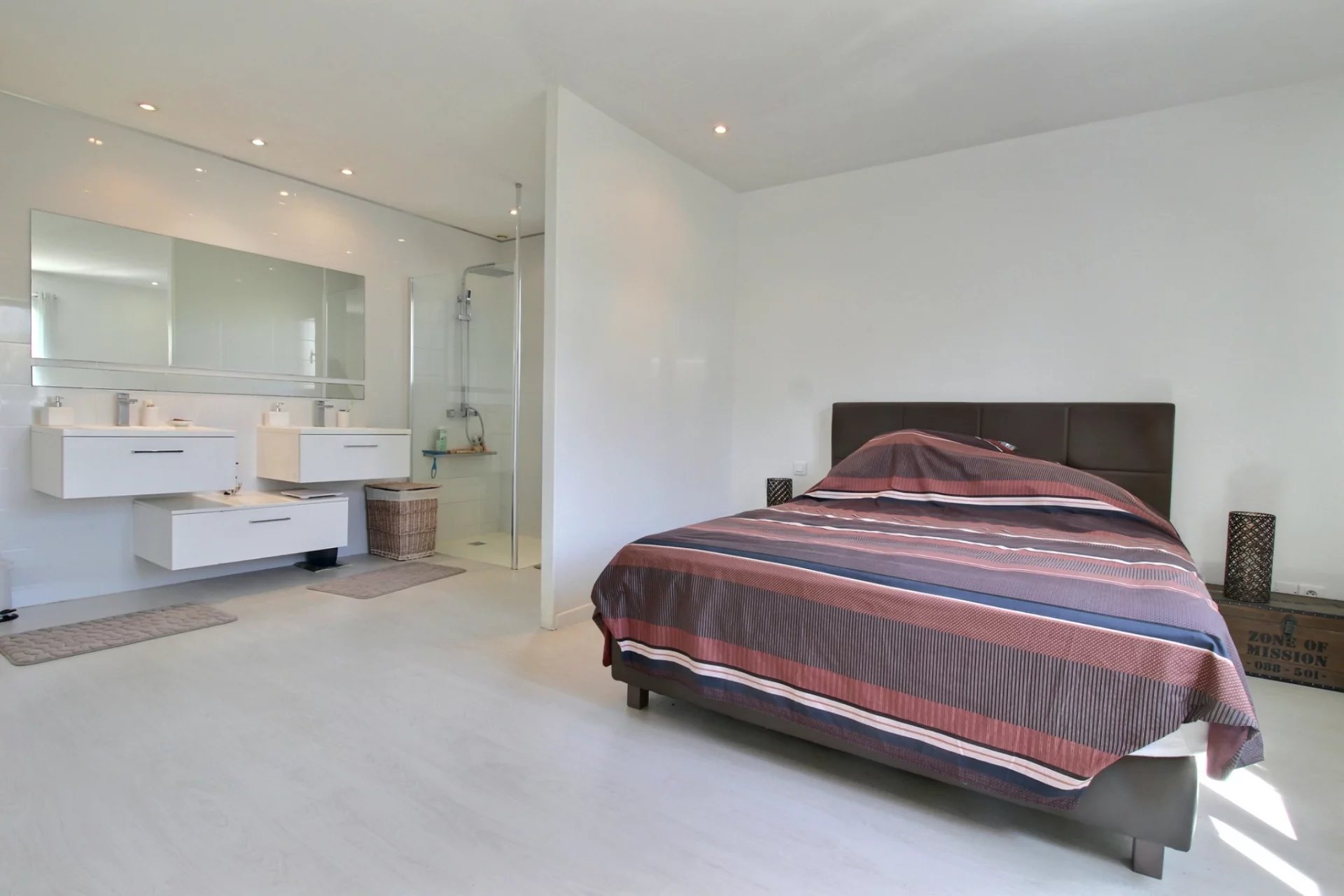 La Teste-de-Buch, New Aquitaine, 33260, FR, 5 Bedrooms Bedrooms, ,Residential,For Sale,1792872
