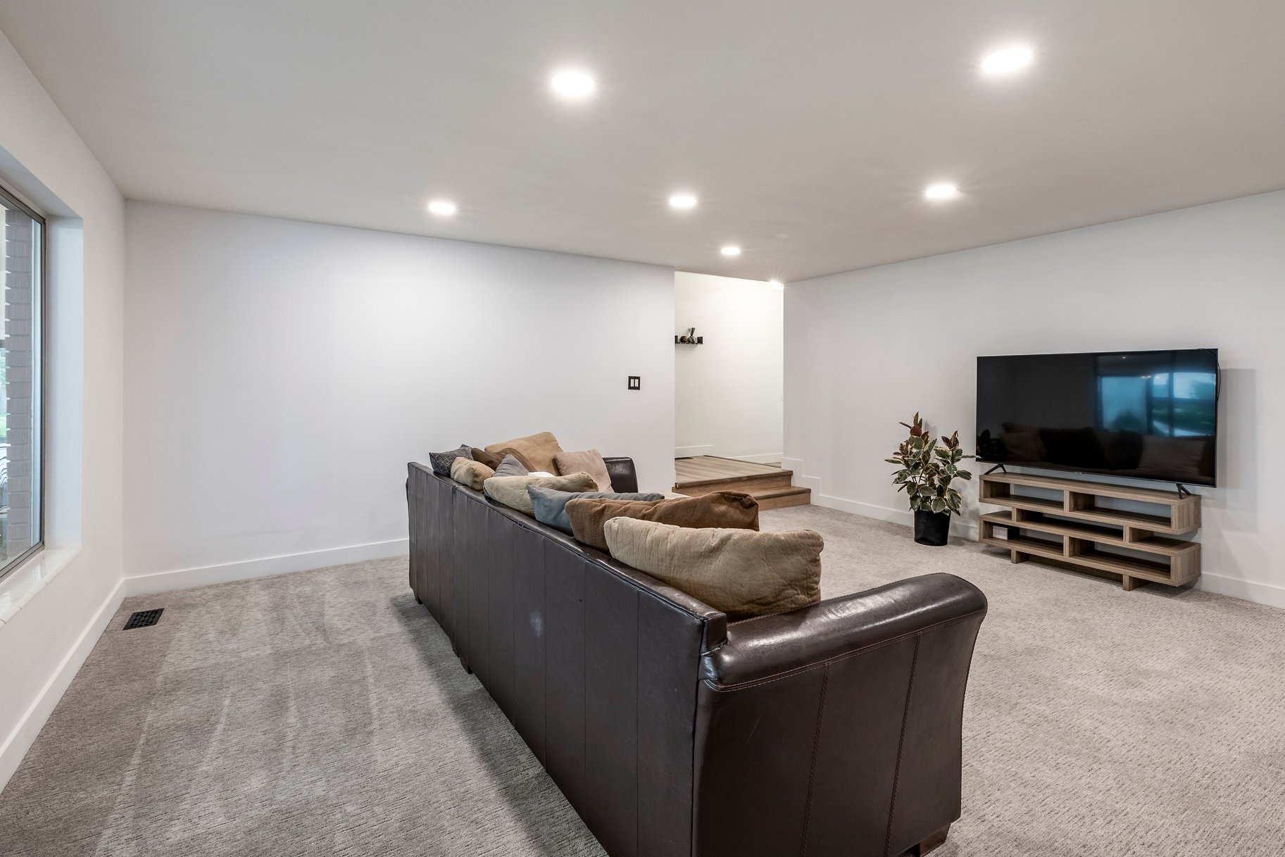  Private 0.34-Acre Modern Murray Rambler - 物件實景