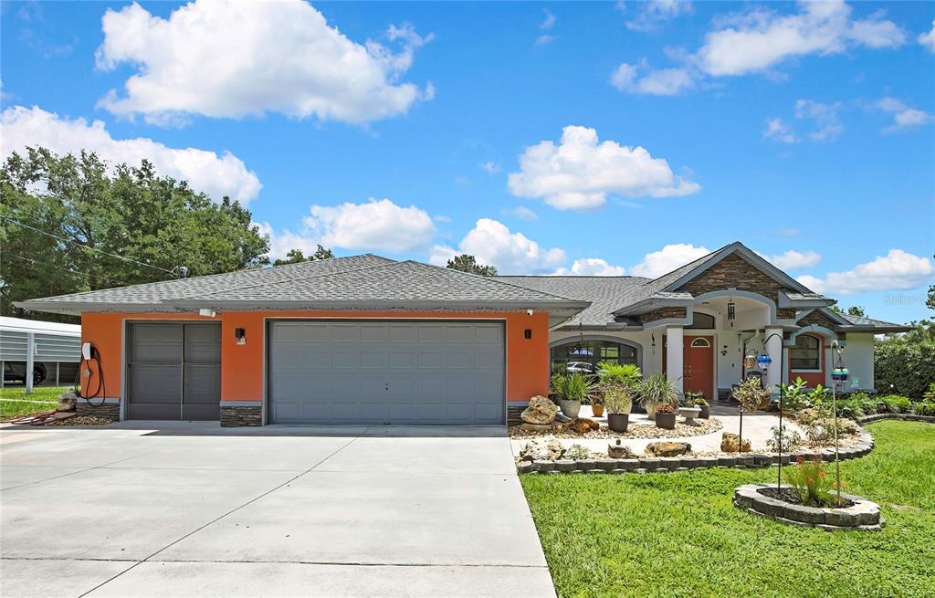 Dunnellon, Florida, 34434, United States, 3 Bedrooms Bedrooms, ,2 BathroomsBathrooms,Residential,For Sale,1921059