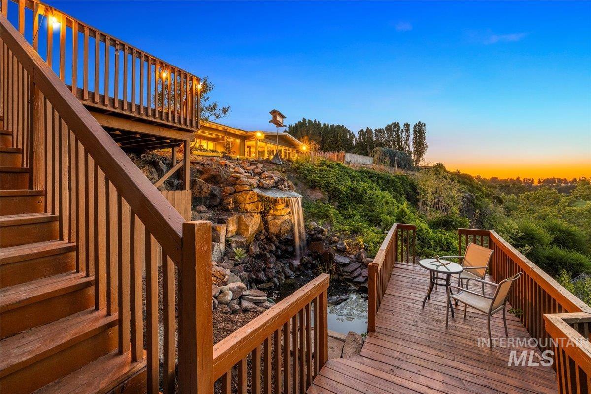 Caldwell, Idaho, 83605, United States, 2 Bedrooms Bedrooms, ,3 BathroomsBathrooms,Residential,For Sale,1979980