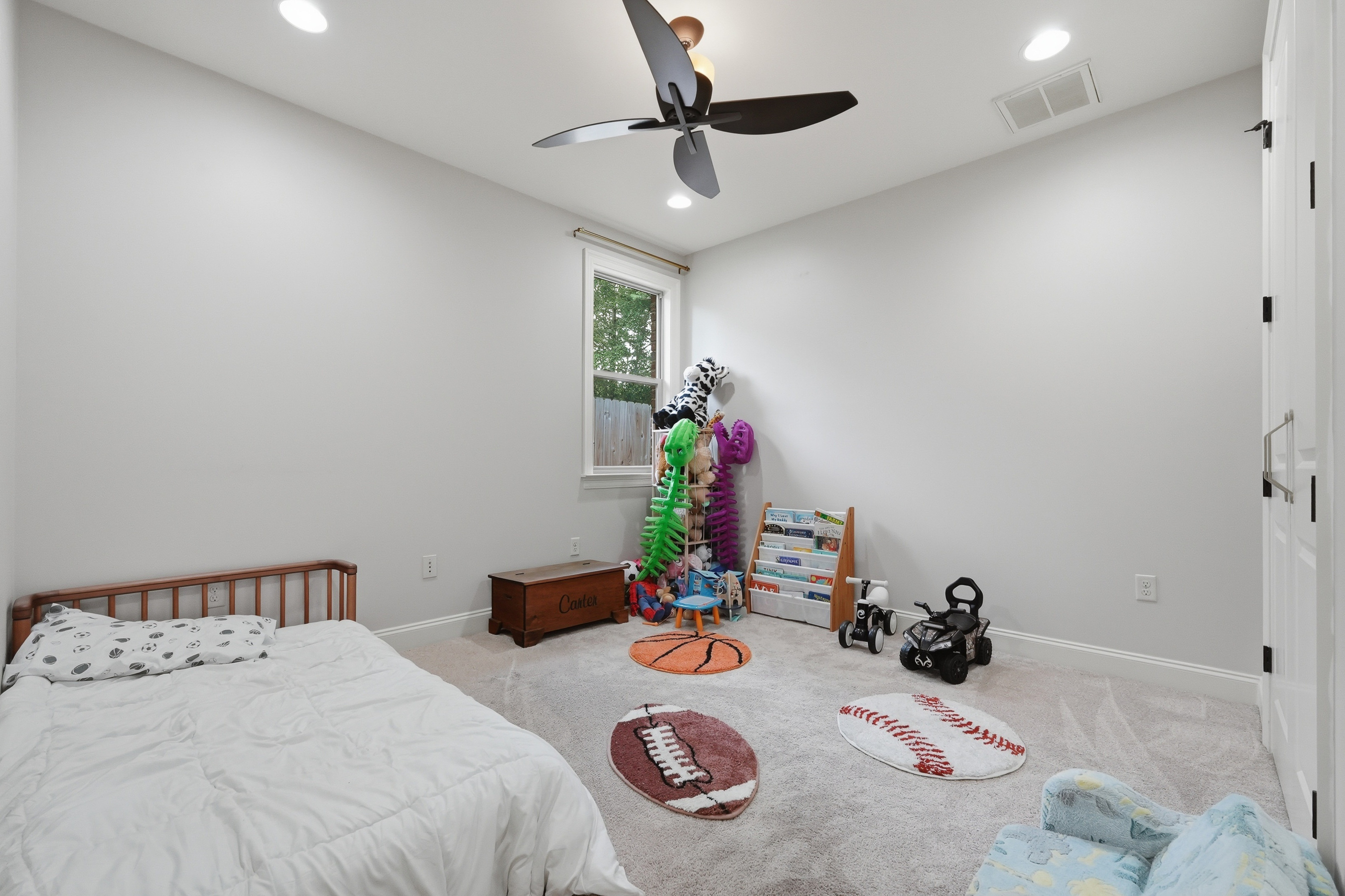  Move-In Ready Niceville Home With New Roof, Split Floor Plan And Screened Patio - 物件實景