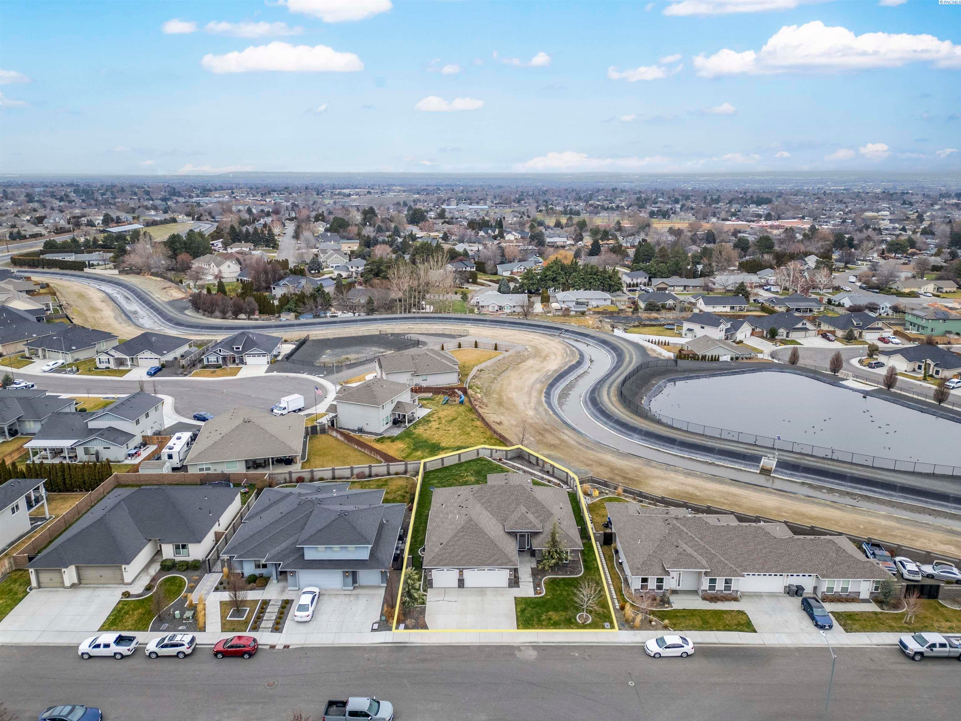 Kennewick, Washington, 99337, United States, 3 Bedrooms Bedrooms, ,1 BathroomBathrooms,Residential,For Sale,2012614