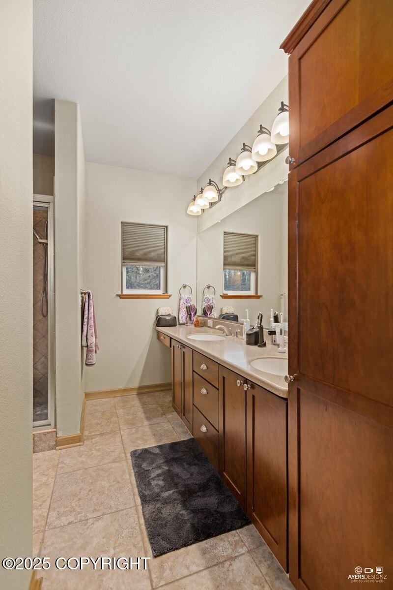 Sterling, Alaska, 99672, United States, 4 Bedrooms Bedrooms, ,4 BathroomsBathrooms,Residential,For Sale,1974778