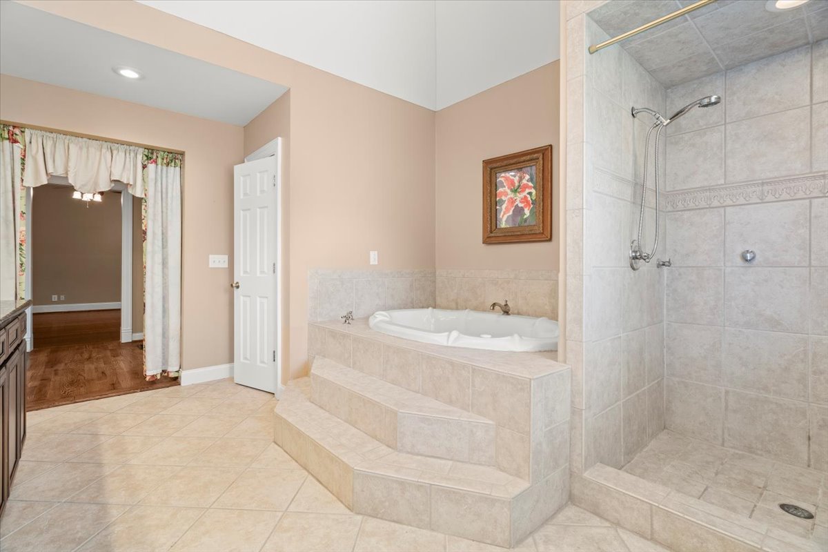 Hartsville, South Carolina, 29550, United States, 4 Bedrooms Bedrooms, ,4 BathroomsBathrooms,Residential,For Sale,1820221