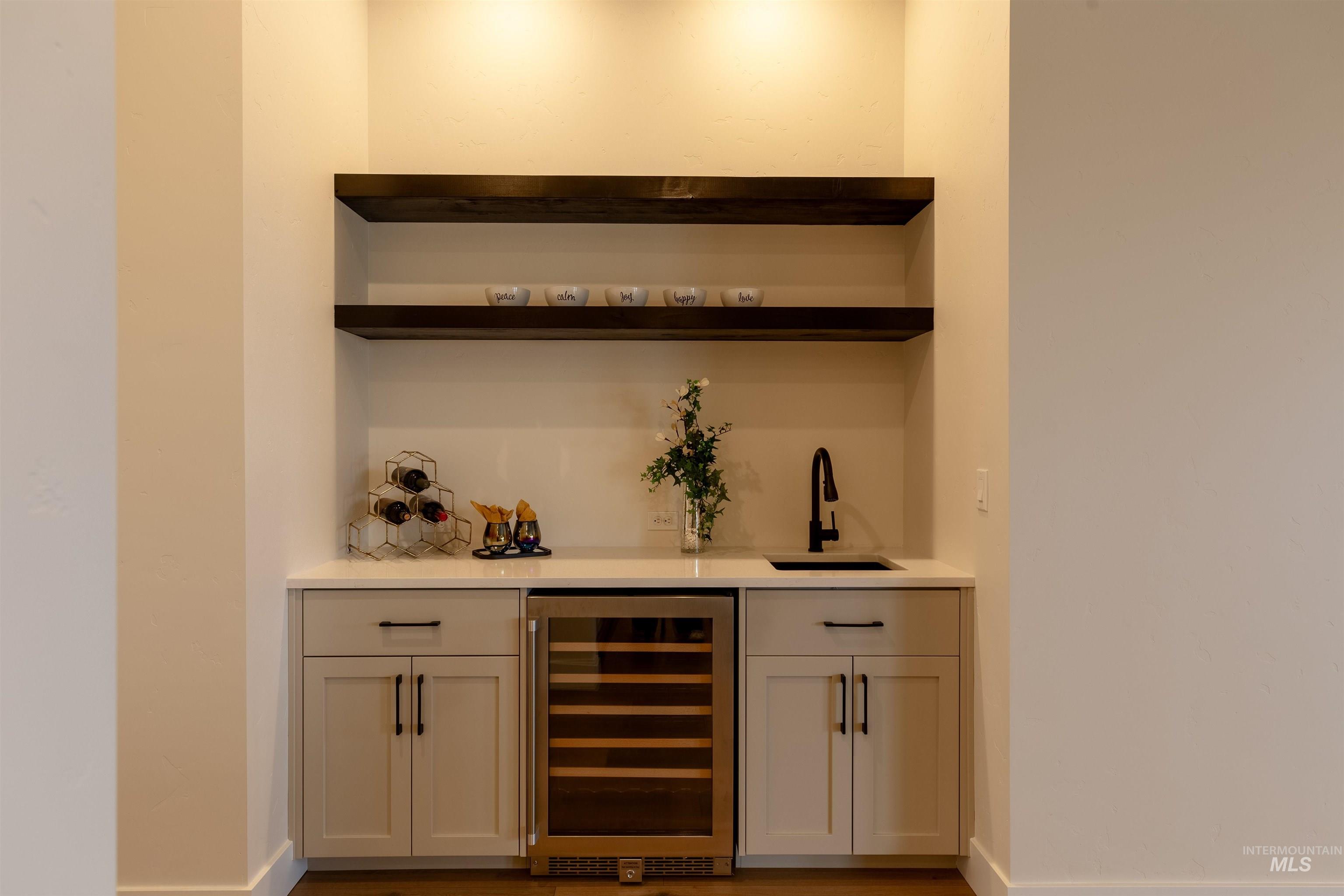 Meridian, Idaho, 83642, United States, 4 Bedrooms Bedrooms, ,3 BathroomsBathrooms,Residential,For Sale,1992156