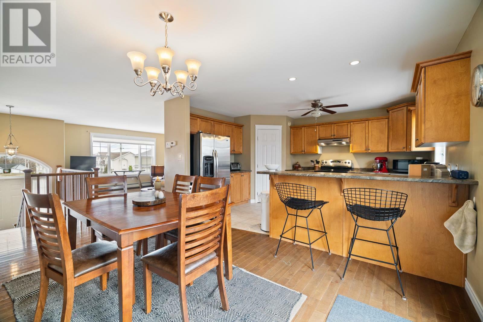 WEST ROYALTY, Prince Edward Island, C1E 2M3, CA, 4 Bedrooms Bedrooms, ,2 BathroomsBathrooms,Residential,For Sale,1874083