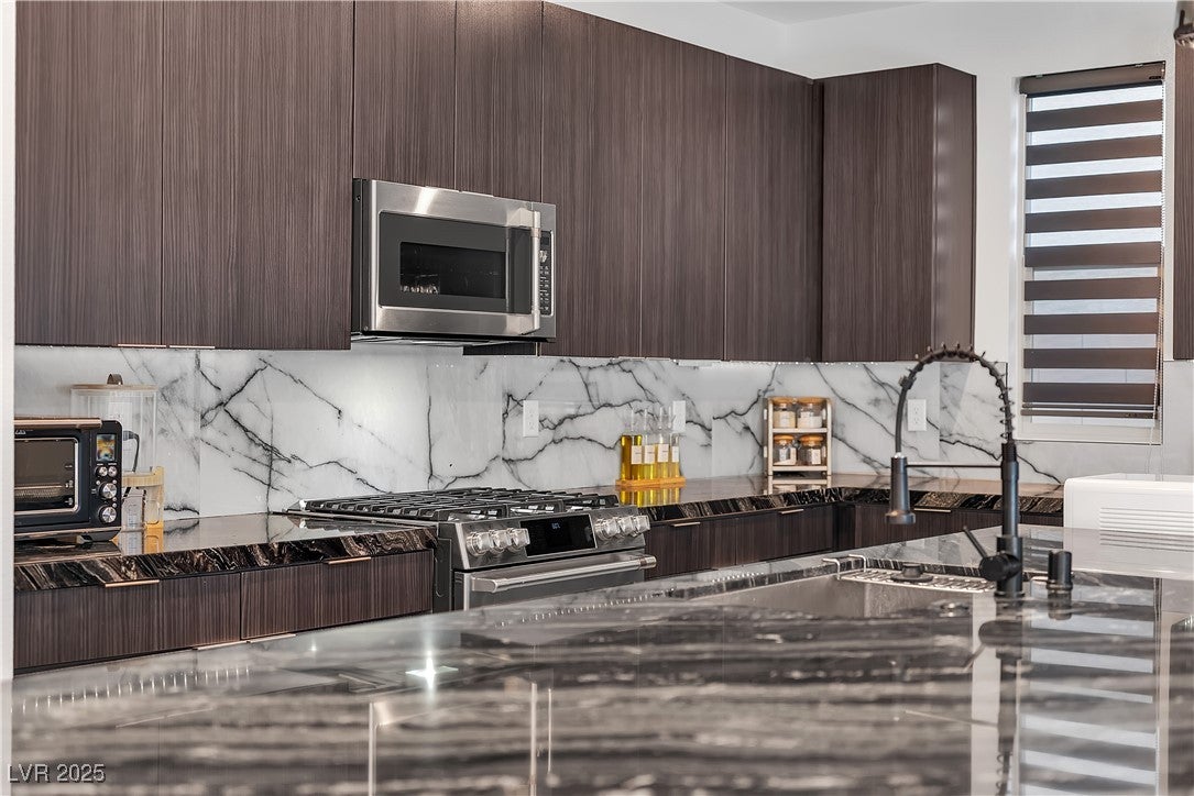 Henderson, Nevada, 89044, United States, 4 Bedrooms Bedrooms, ,2 BathroomsBathrooms,Residential,For Sale,1978774