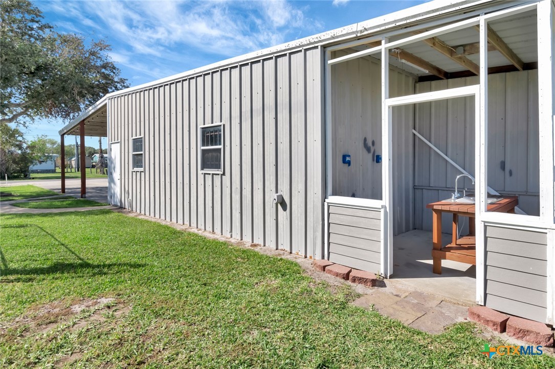 612 W Jackson Avenue, Port O'Connor, Texas, 77982, United States, 3 Bedrooms Bedrooms, ,3 BathroomsBathrooms,Residential,For Sale,612 W Jackson Avenue,1673246