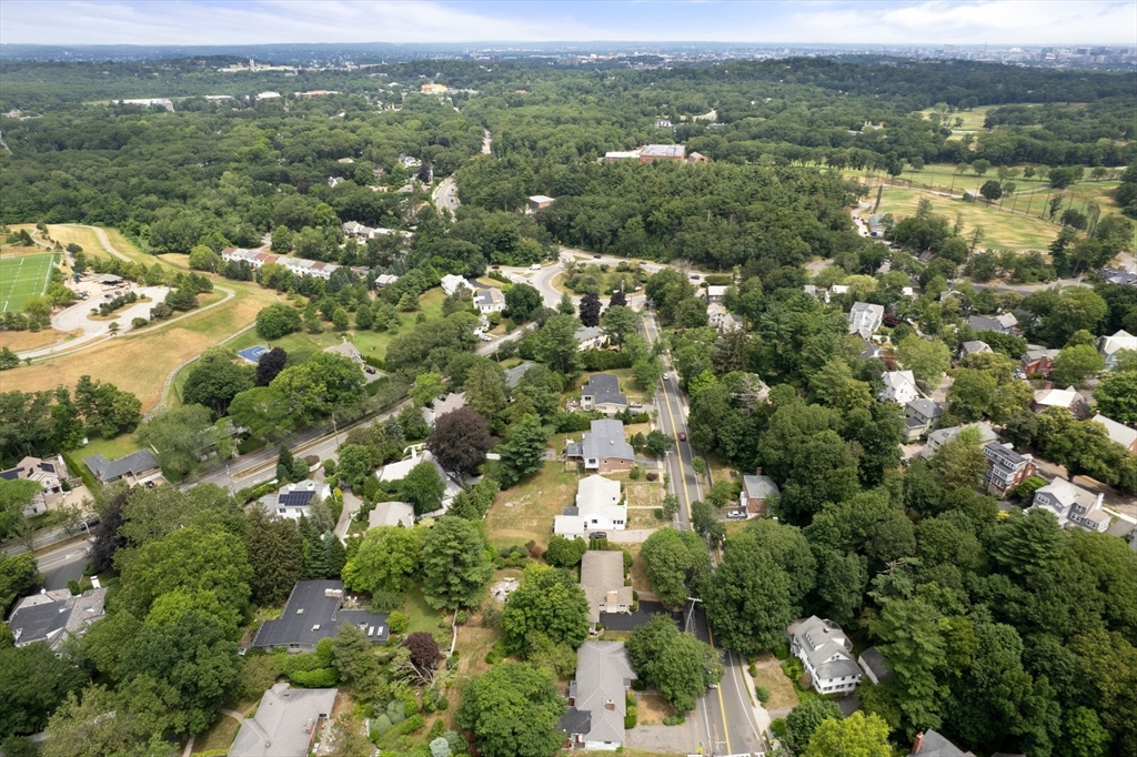 Brookline, Massachusetts, 02467, United States, 4 Bedrooms Bedrooms, ,3 BathroomsBathrooms,Residential,For Sale,1890241