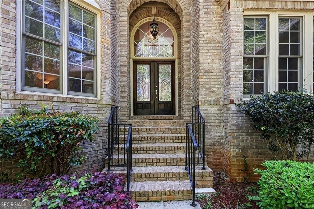 Atlanta, Georgia, 30331, United States, 6 Bedrooms Bedrooms, ,5 BathroomsBathrooms,Residential,For Sale,2036323
