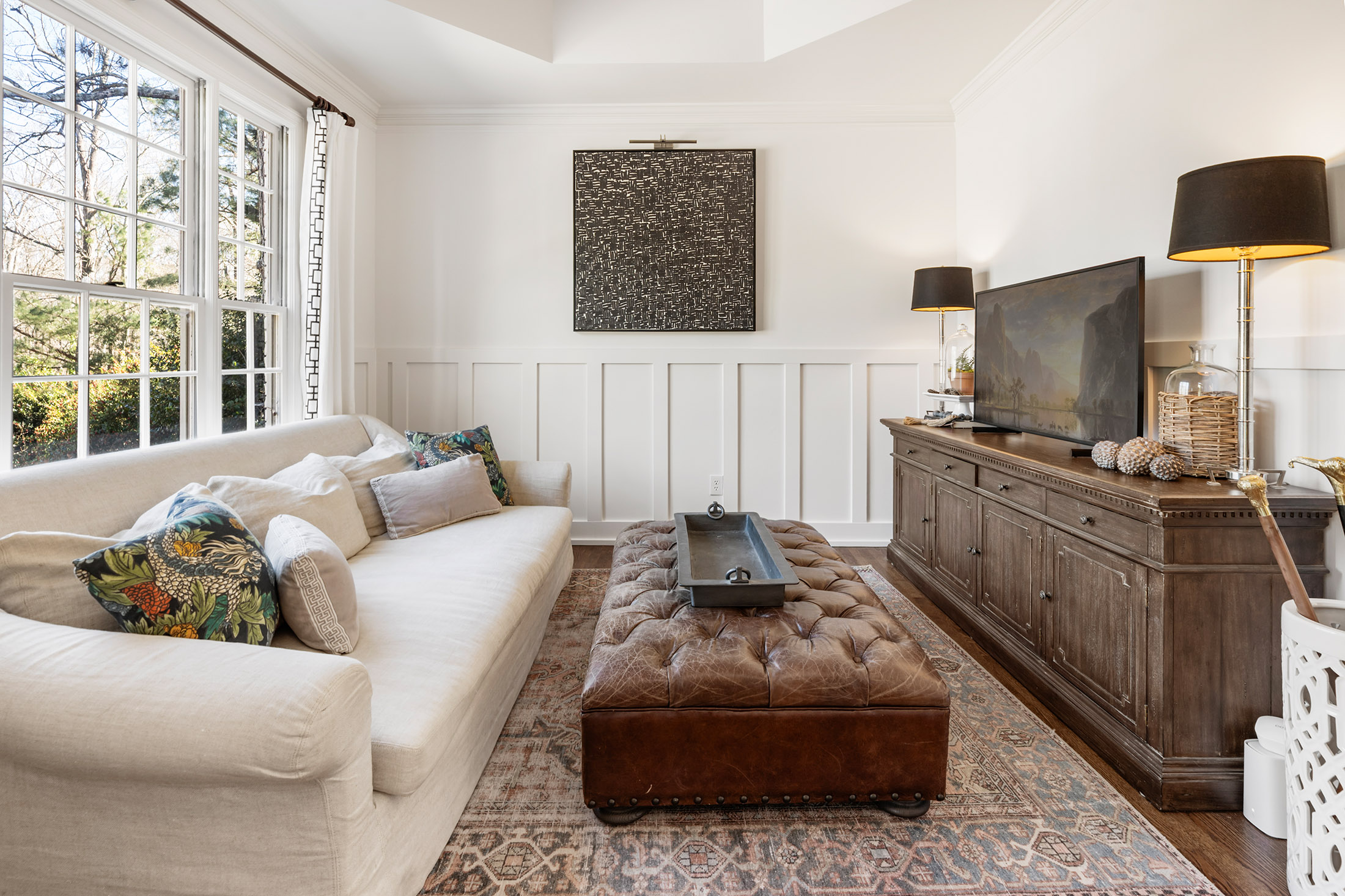  Charming Home Offers the Perfect Blend of Charm, Function, and Location - 物件實景