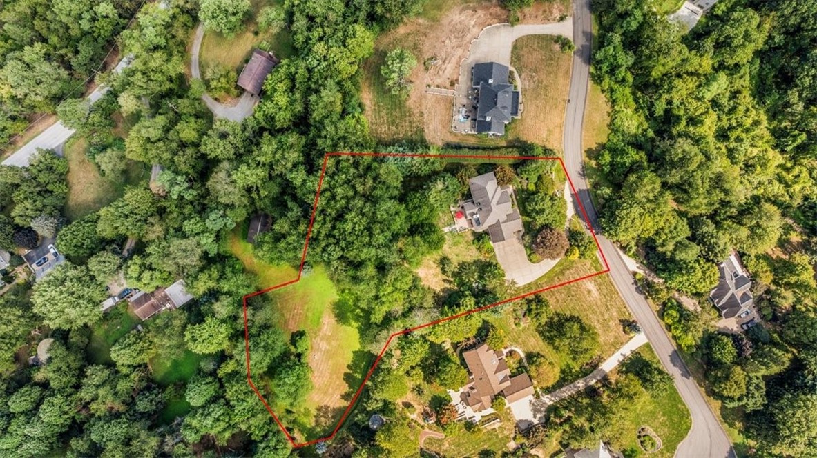 Marshall, Pennsylvania, 15090, United States, 4 Bedrooms Bedrooms, ,5 BathroomsBathrooms,Residential,For Sale,1989478