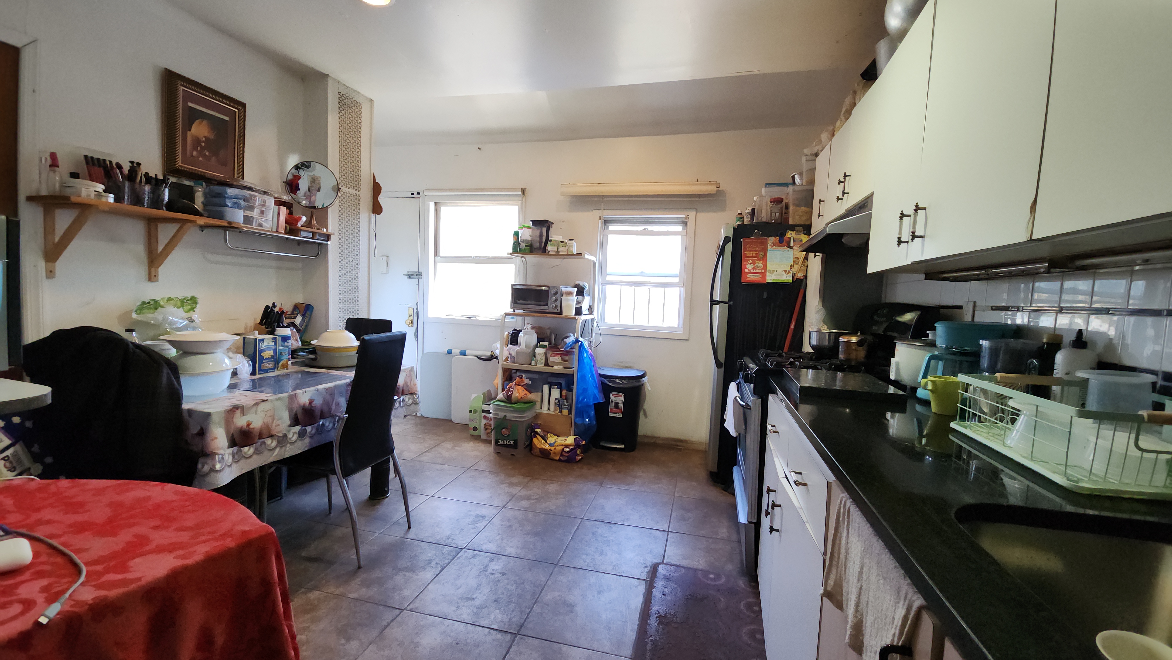 Elmhurst, New York, 11373, United States, 10 Bedrooms Bedrooms, ,3 BathroomsBathrooms,Residential,For Sale,1895054