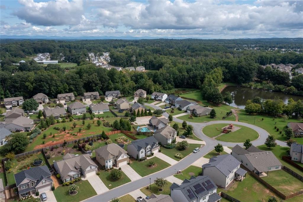 Cumming, Georgia, 30028, United States, 5 Bedrooms Bedrooms, ,3 BathroomsBathrooms,Residential,For Sale,1916746