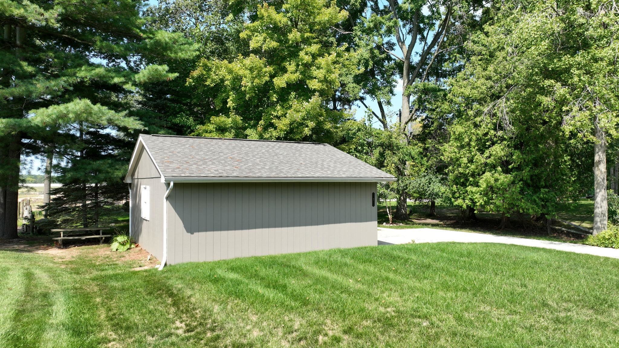 Hope, Michigan, 48628, United States, 6 Bedrooms Bedrooms, ,3 BathroomsBathrooms,Residential,For Sale,1923910