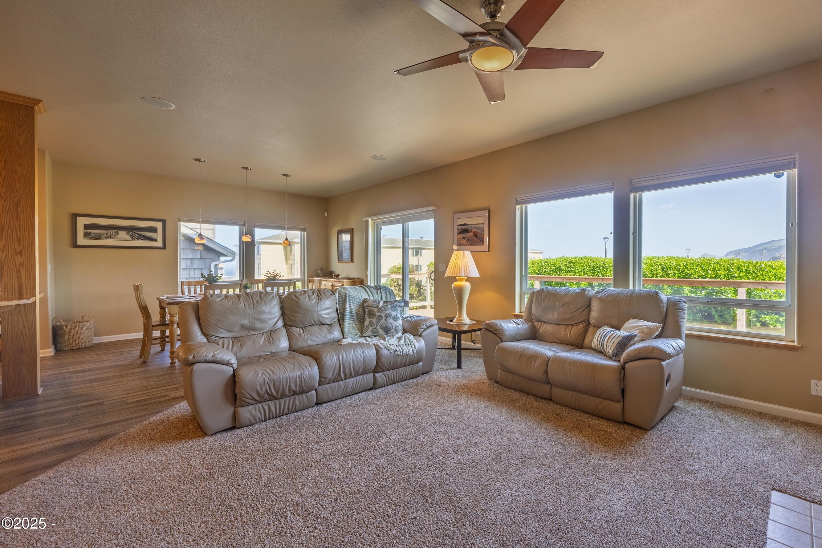 Lincoln City, Oregon, 97367, United States, 4 Bedrooms Bedrooms, ,Residential,For Sale,1793878