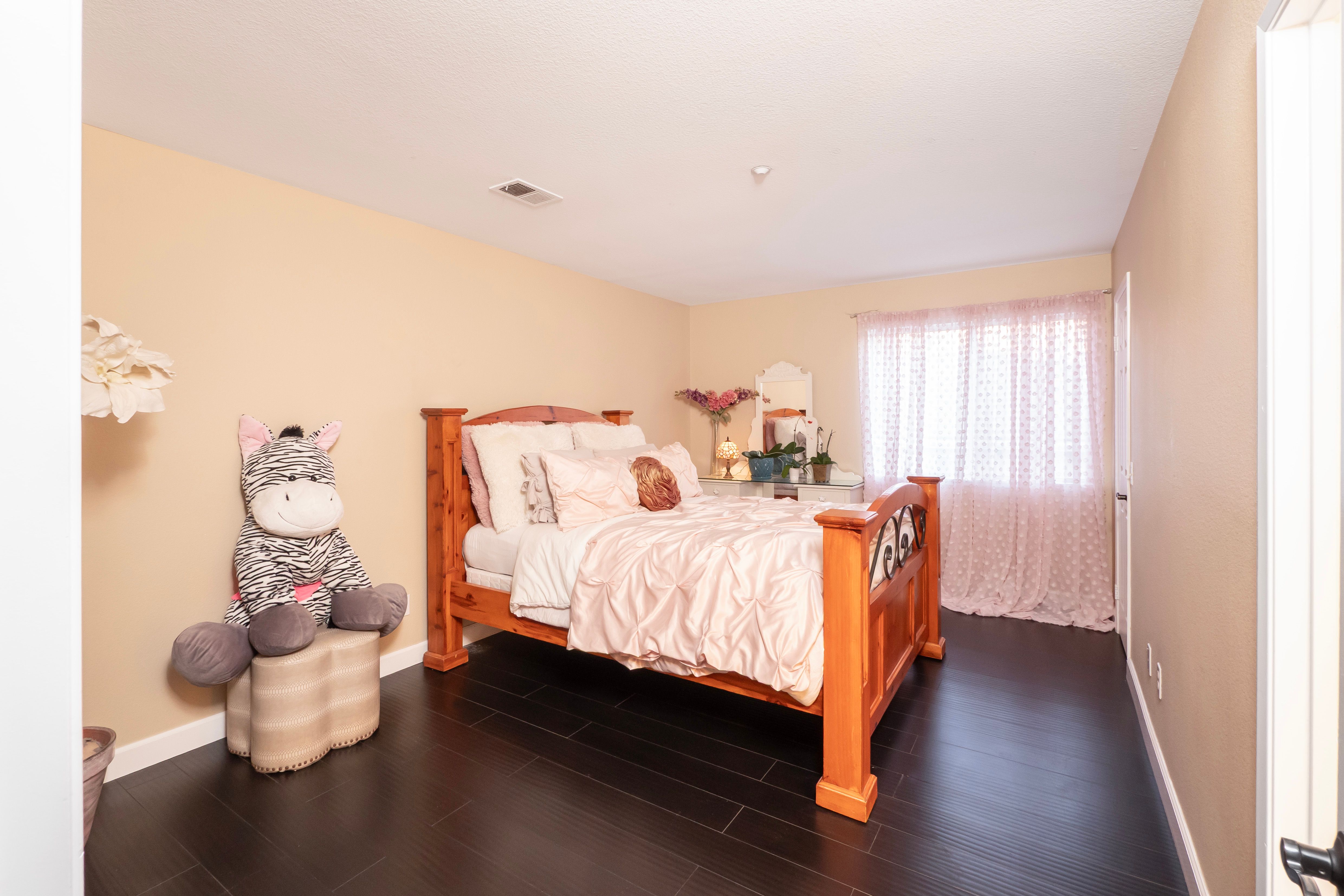  1438 Kirkmichael Circle, Riverside, CA 92507 - 物件實景