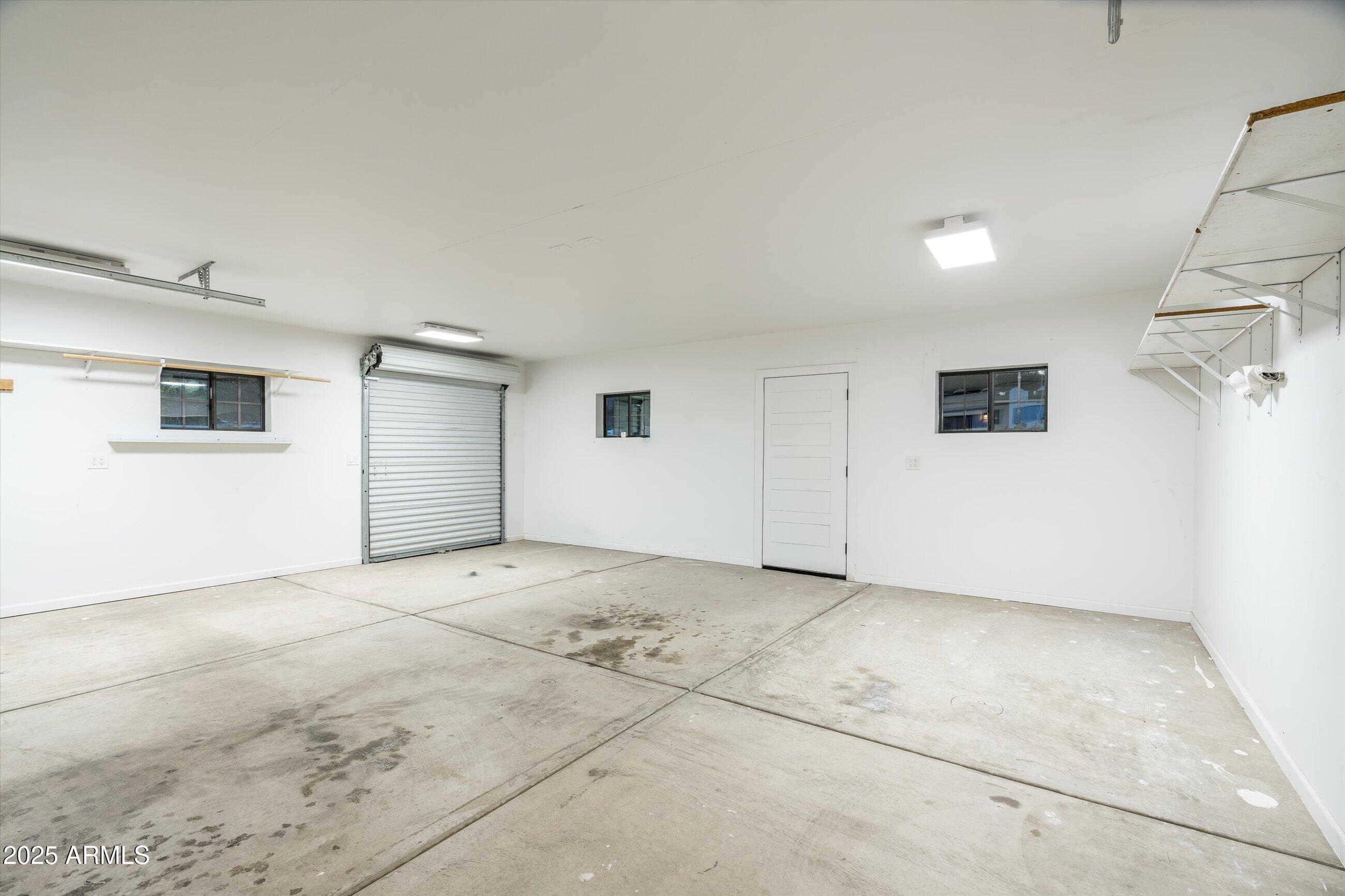 Phoenix, Arizona, 85018, United States, 4 Bedrooms Bedrooms, ,4 BathroomsBathrooms,Residential,For Sale,1993183