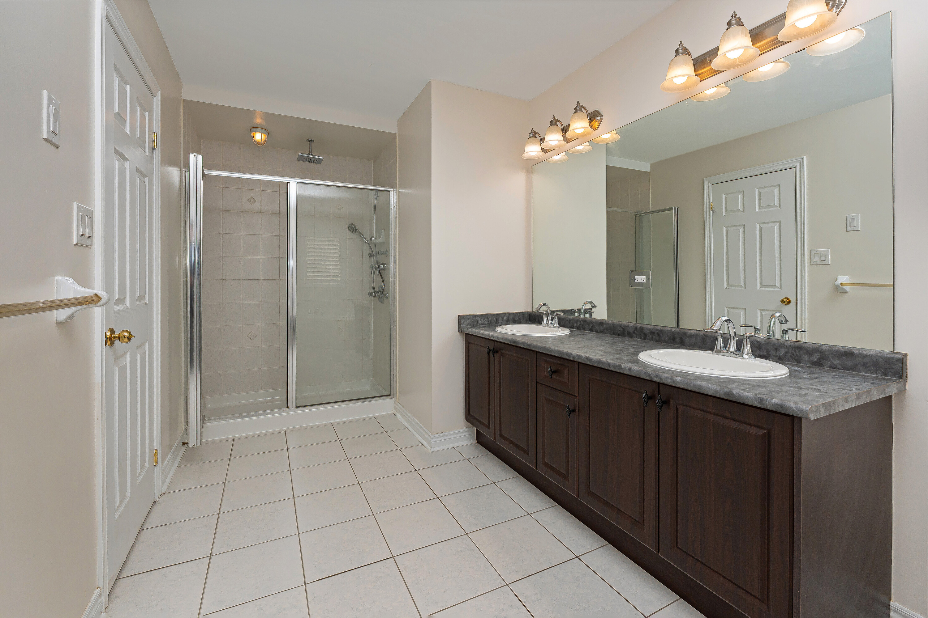  Victoria Village - 物件實景