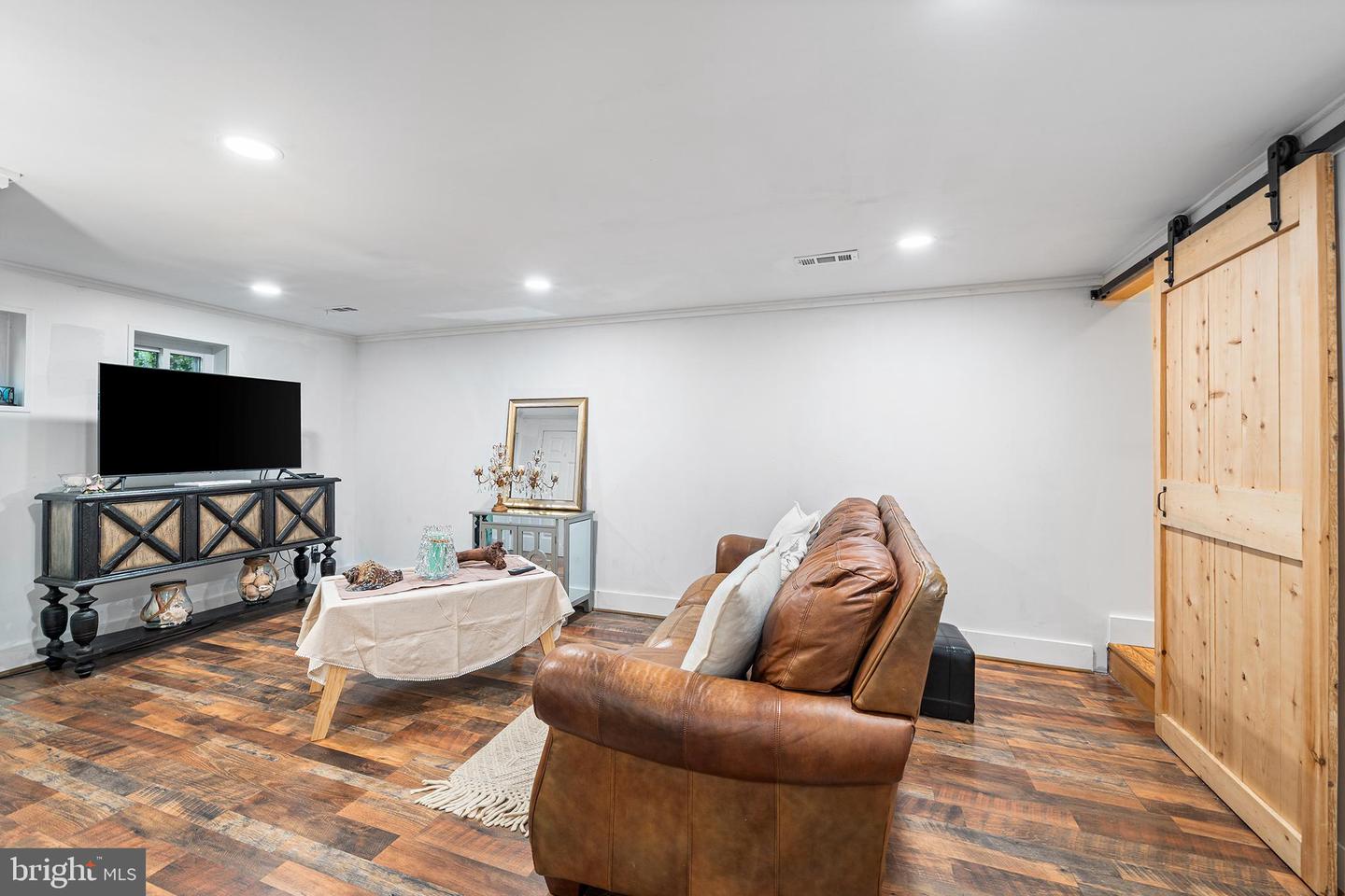 New Hope, Pennsylvania, 18938, United States, 4 Bedrooms Bedrooms, ,3 BathroomsBathrooms,Residential,For Sale,1906694