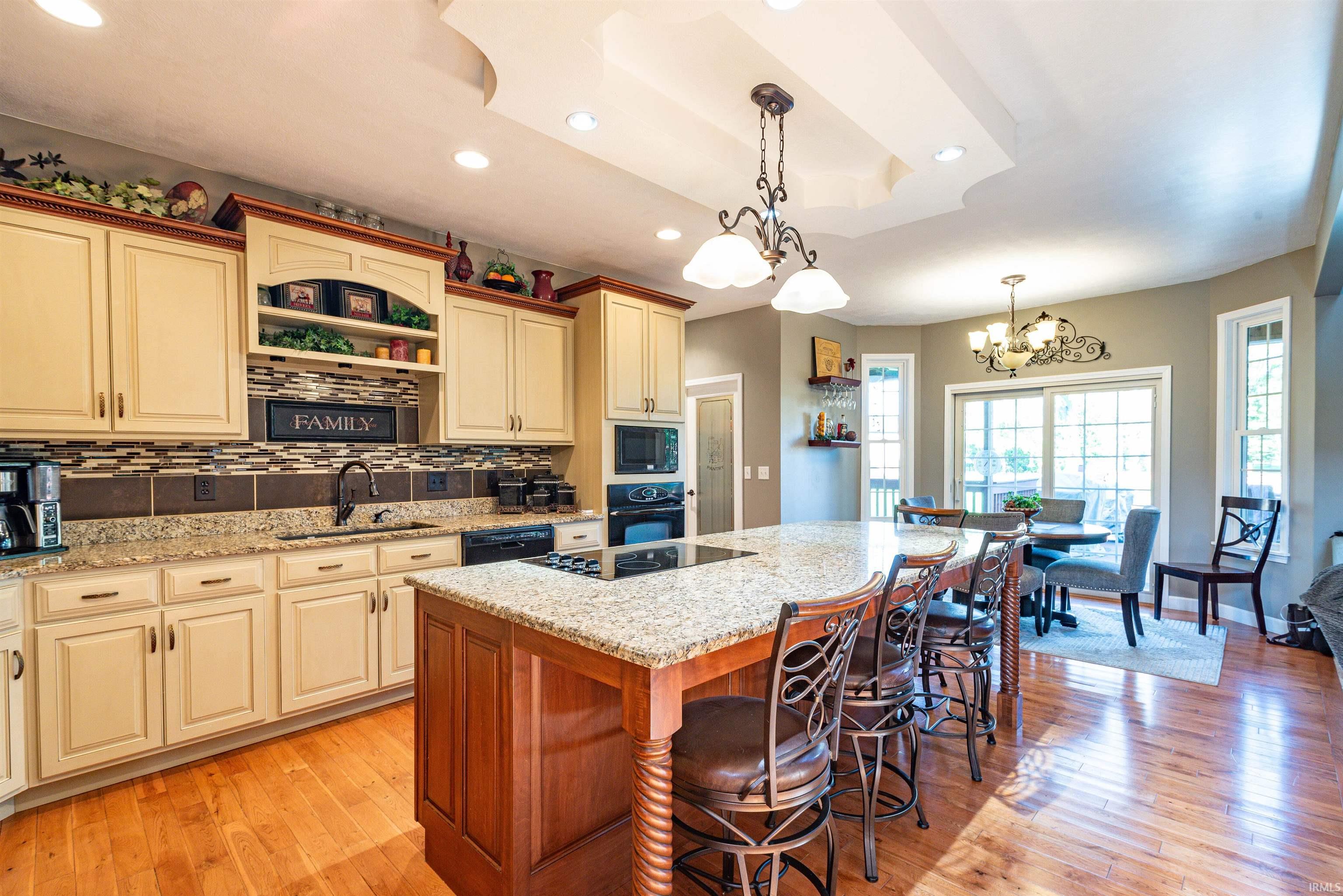 Bloomington, Indiana, 47403-4040, United States, 4 Bedrooms Bedrooms, ,4 BathroomsBathrooms,Residential,For Sale,1922881