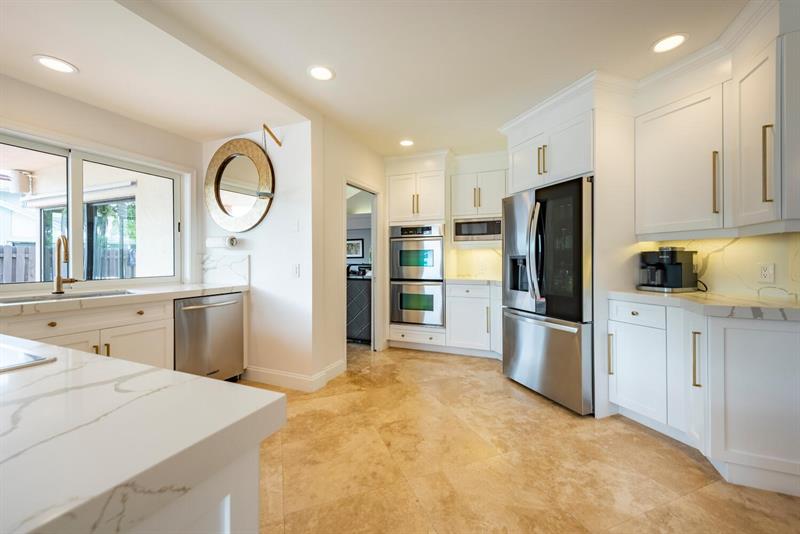 Plantation, Florida, 33324, United States, 4 Bedrooms Bedrooms, ,3 BathroomsBathrooms,Residential,For Sale,1987783