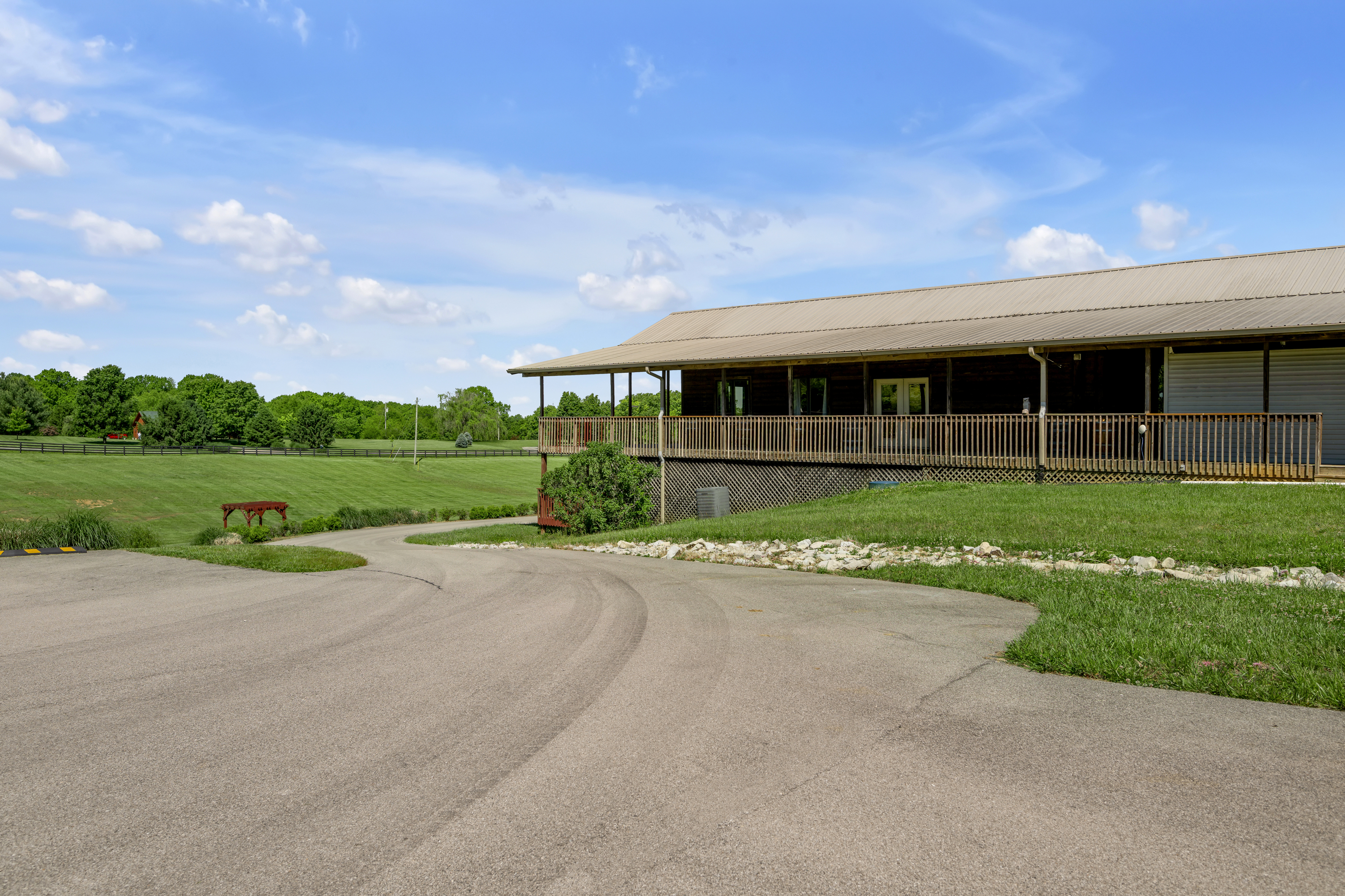  1180 Lanes Mill Road - 物件實景