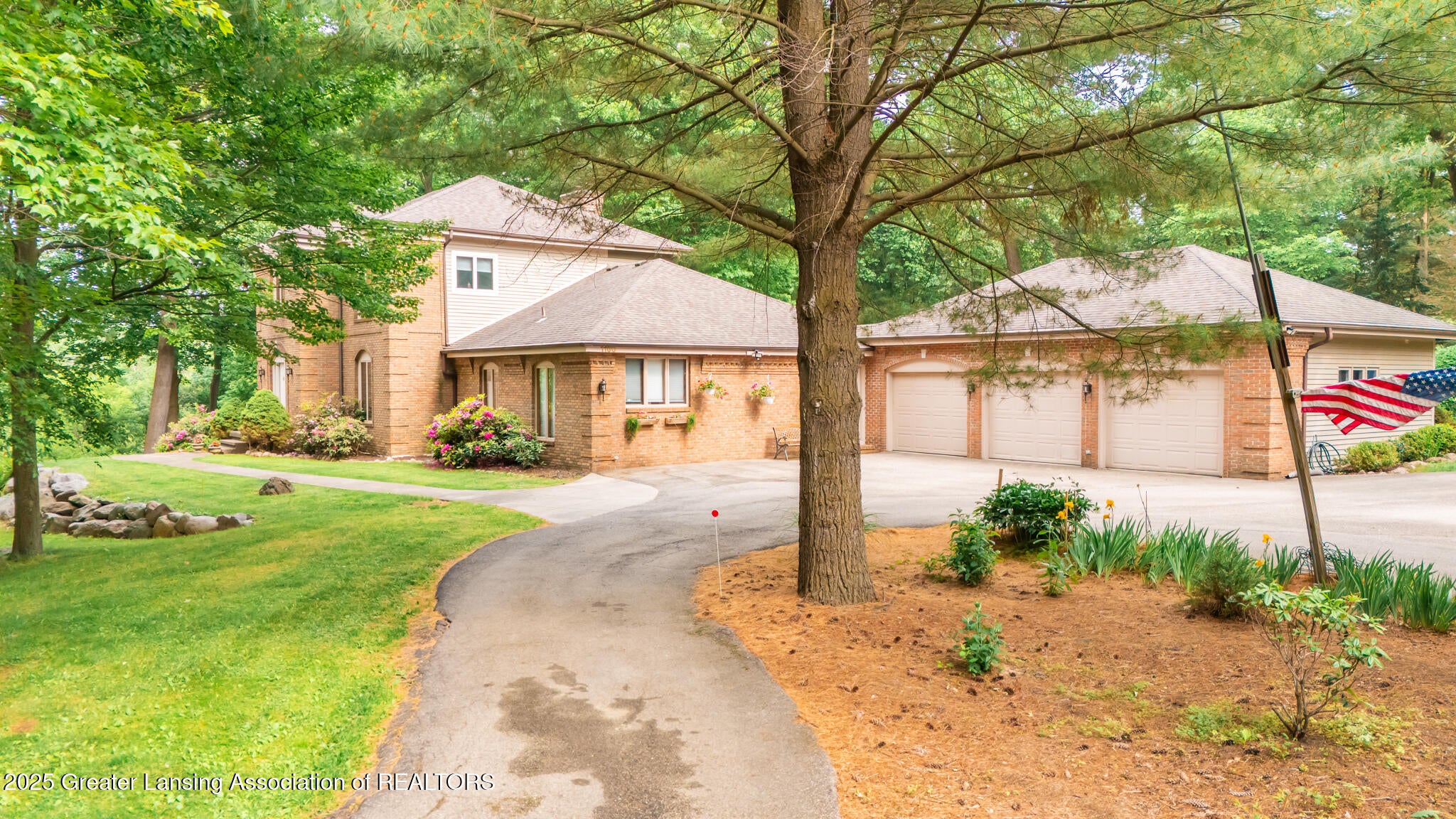 Okemos, Michigan, 48864, United States, 5 Bedrooms Bedrooms, ,5 BathroomsBathrooms,Residential,For Sale,1901350