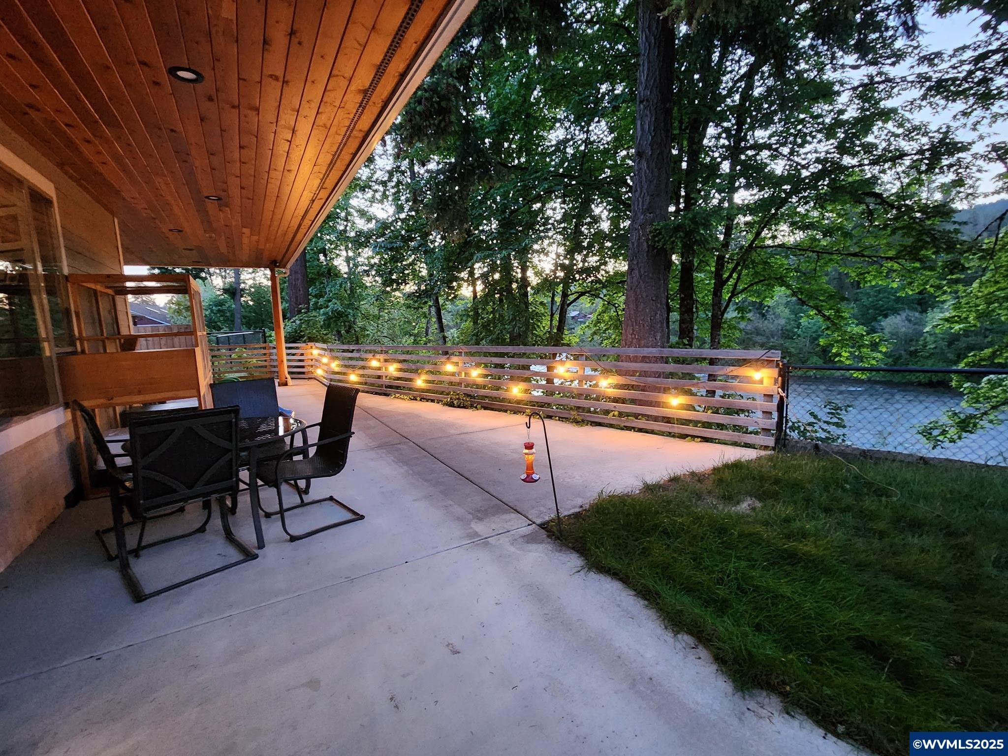 Mill City, Oregon, 97360, United States, 3 Bedrooms Bedrooms, ,2 BathroomsBathrooms,Residential,For Sale,1820943