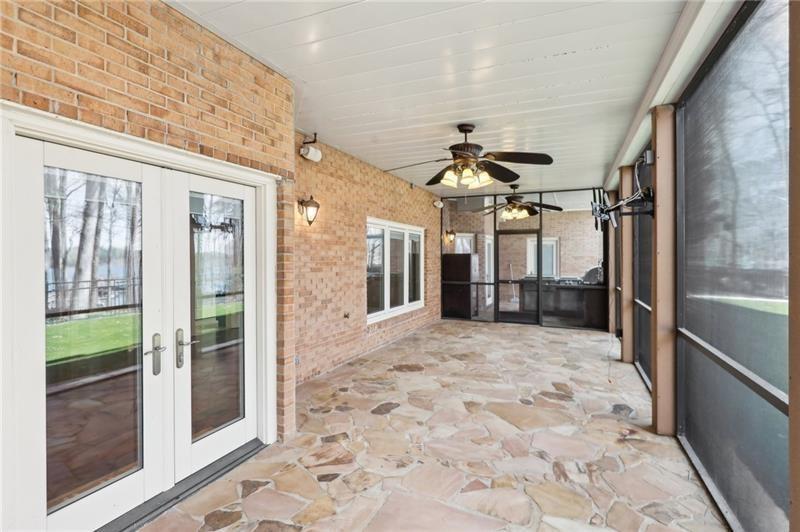 Buford, Georgia, 30518, United States, 6 Bedrooms Bedrooms, ,5 BathroomsBathrooms,Residential,For Sale,1976033