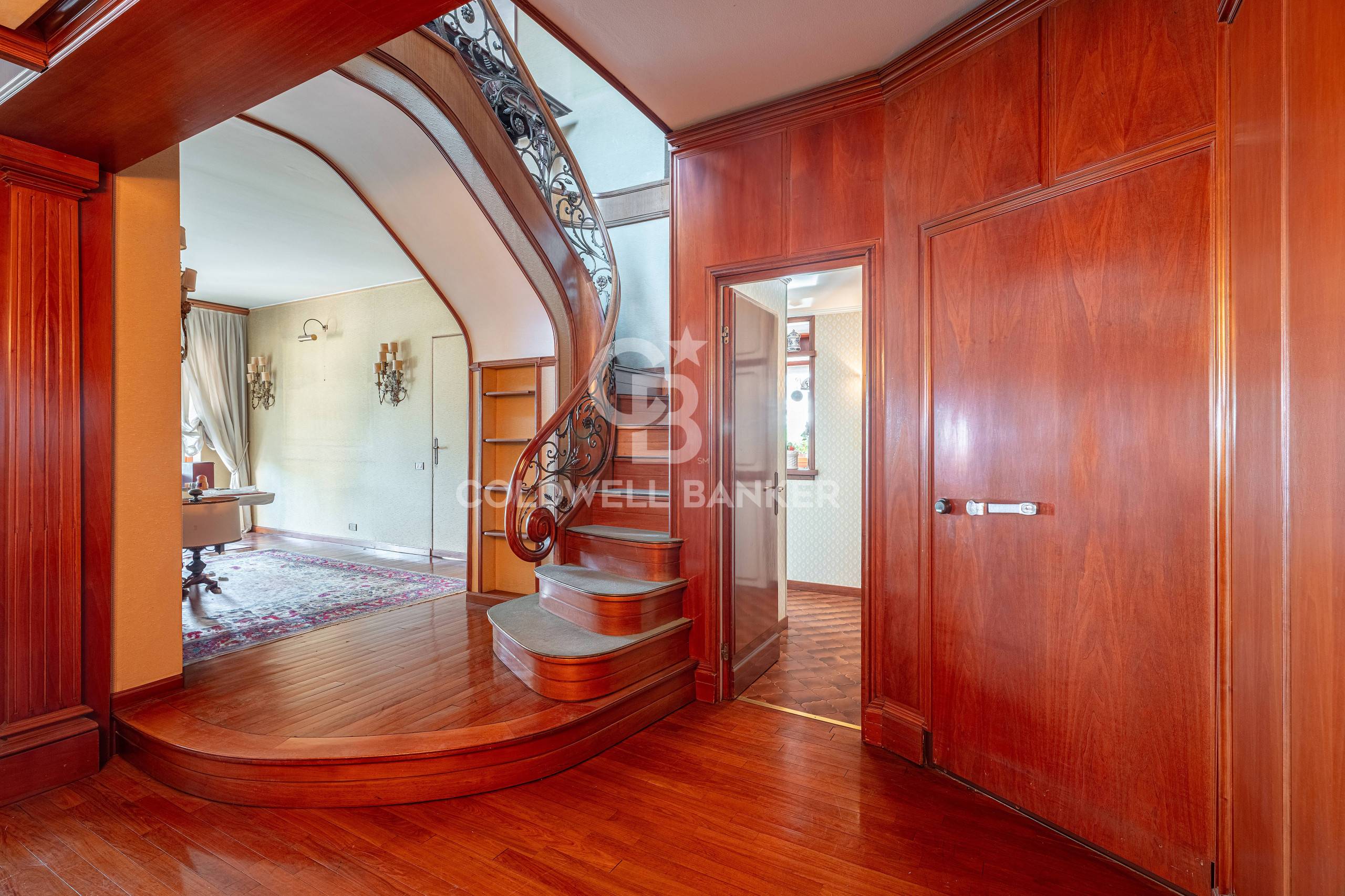 Seregno, Monza e Brianza, 20038, IT, 4 Bedrooms Bedrooms, ,4 BathroomsBathrooms,Residential,For Sale,1938975