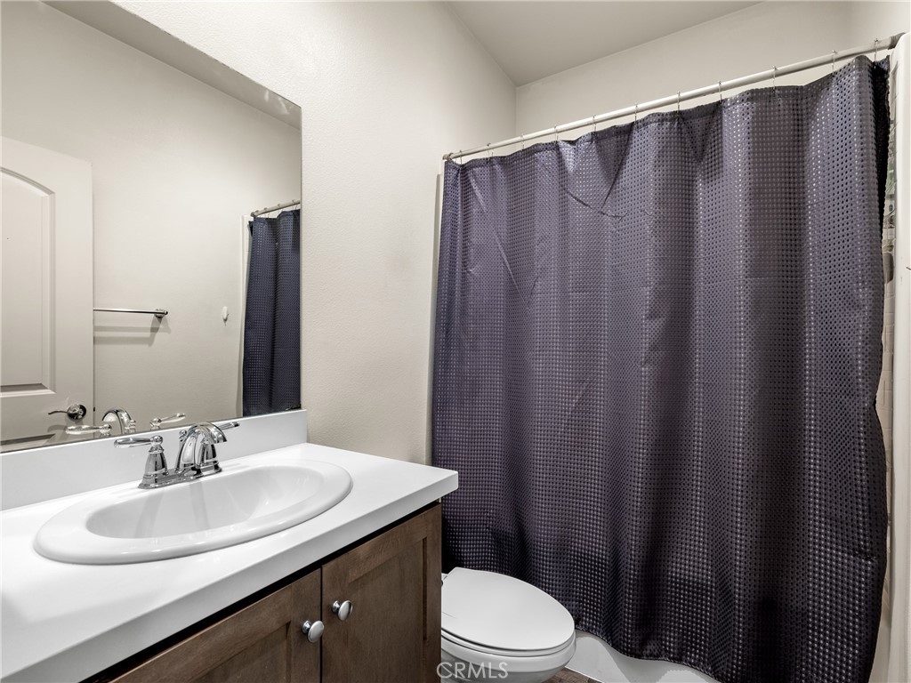 Hesperia, California, 92345, United States, 4 Bedrooms Bedrooms, ,3 BathroomsBathrooms,Residential,For Sale,1874761