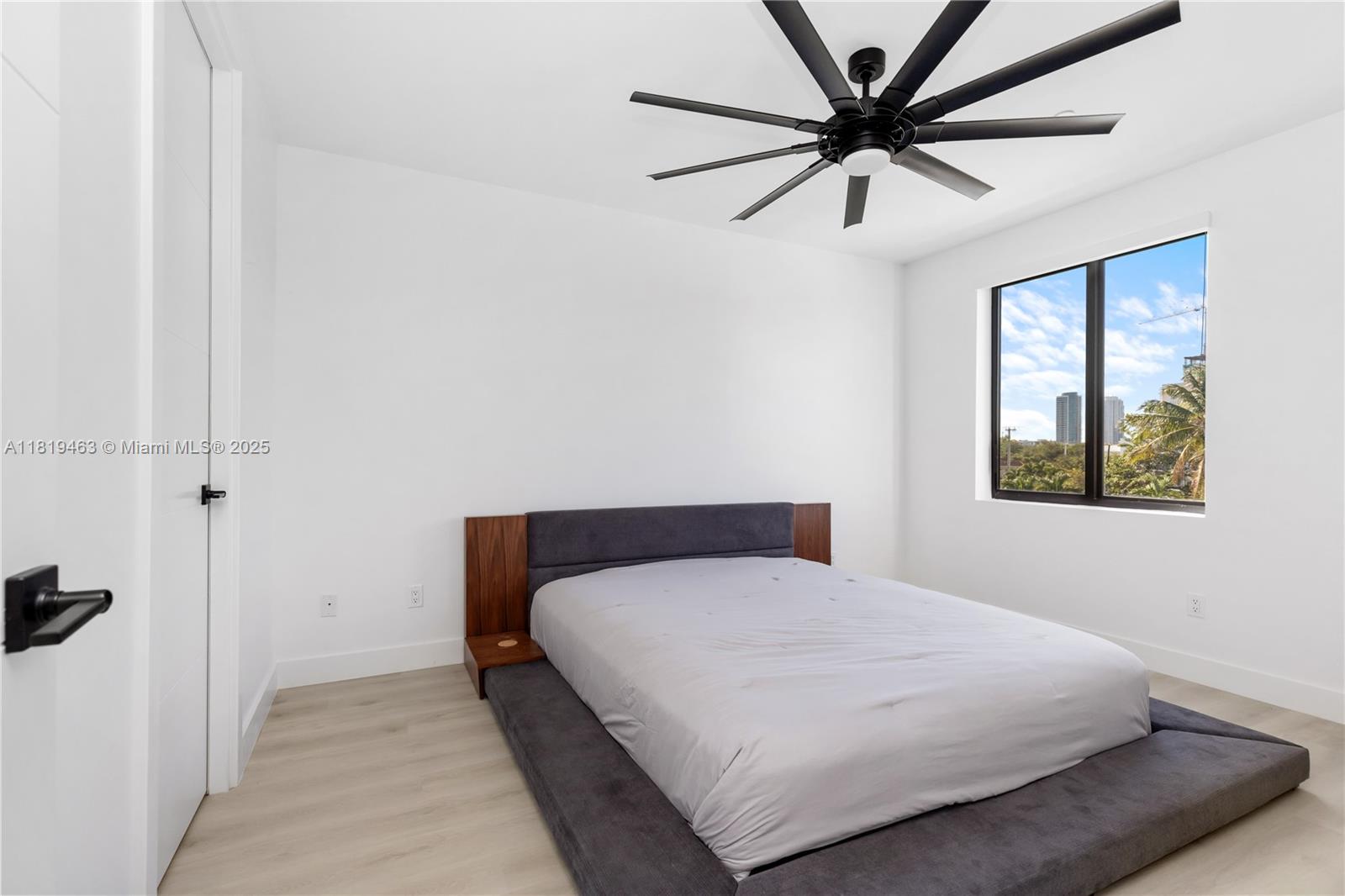 Fort Lauderdale, Florida, 33316, United States, 3 Bedrooms Bedrooms, ,4 BathroomsBathrooms,Residential,For Sale,1976151