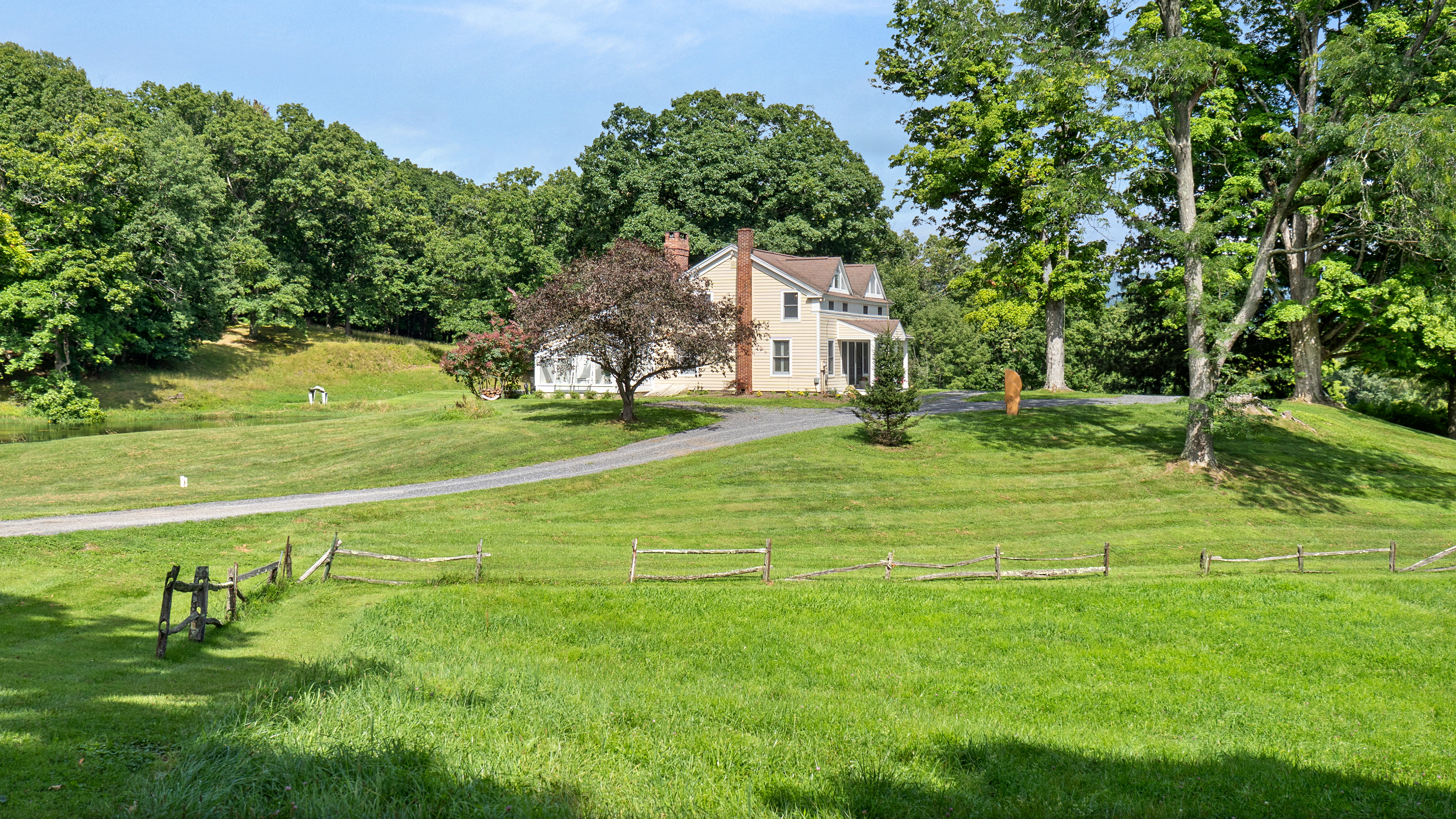  112-Acre Historic Artist