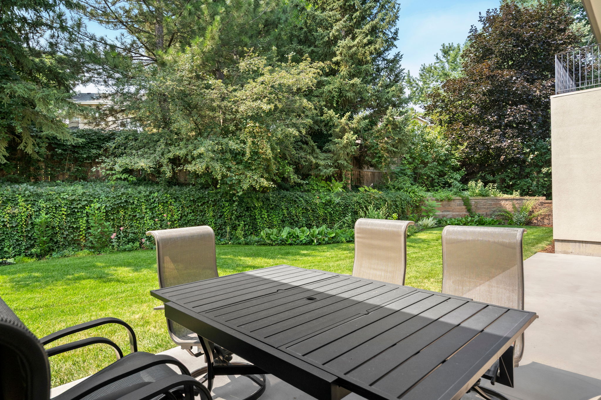  Luxuriously Renovated Home Overlooking Hole 15 of the Ptarmigan Country Club - 物件實景