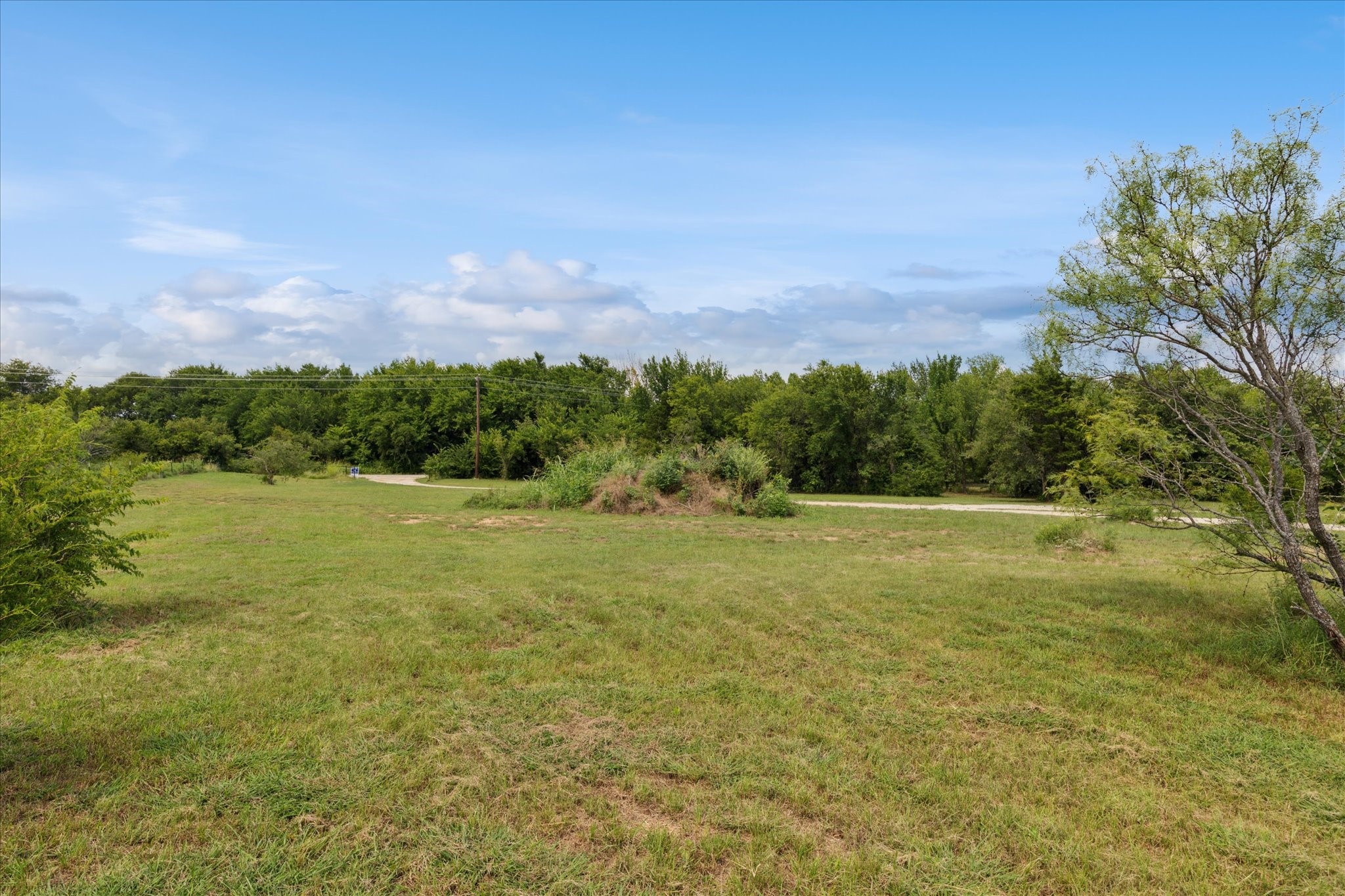 Bowie, Texas, 76230, United States, 4 Bedrooms Bedrooms, ,4 BathroomsBathrooms,Residential,For Sale,1895366