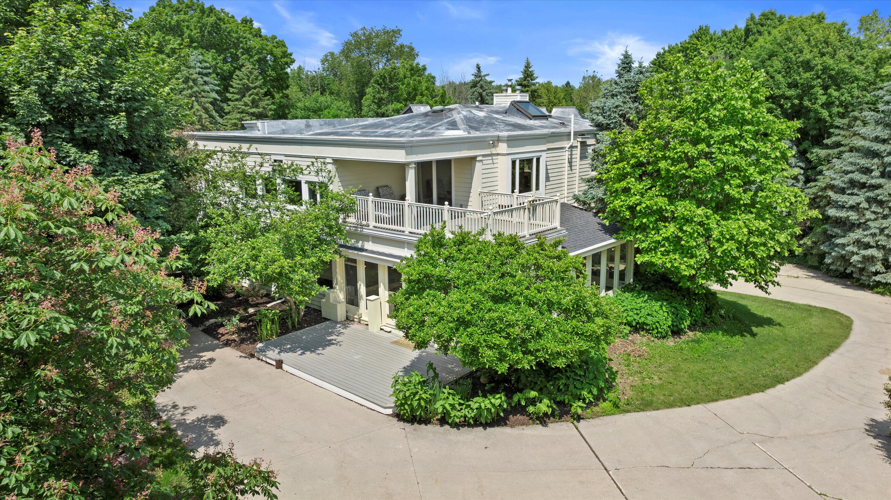 Lisbon, Wisconsin, 53089, United States, 4 Bedrooms Bedrooms, ,5 BathroomsBathrooms,Residential,For Sale,1868566